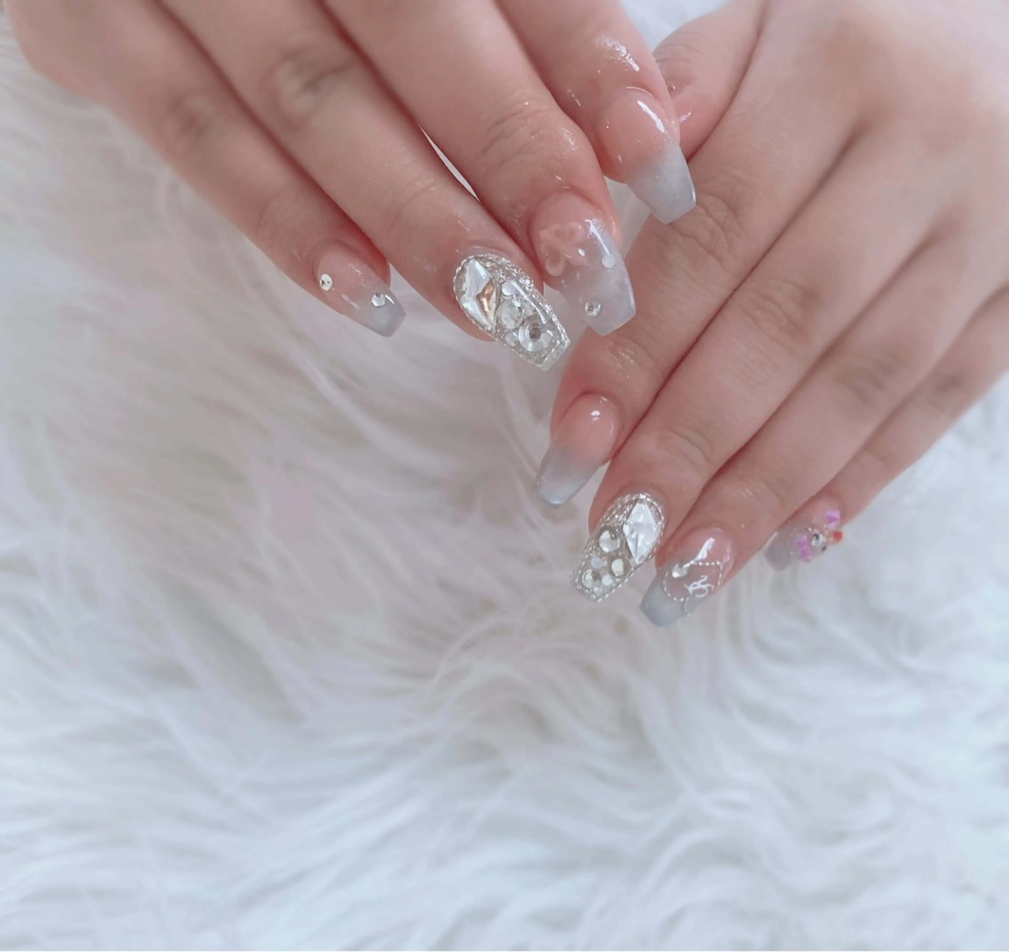 ネイル ESPOIR Ｎのネイルデザイン