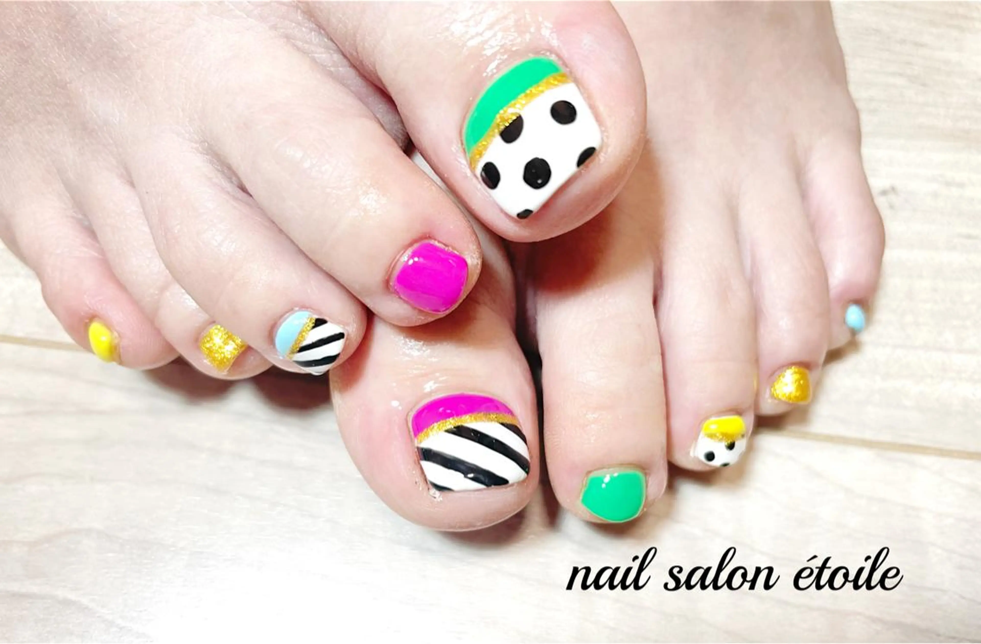 オフ無し💅フットネイル⭐︎持ち込みデザイン可⭐️アートし放題の写真