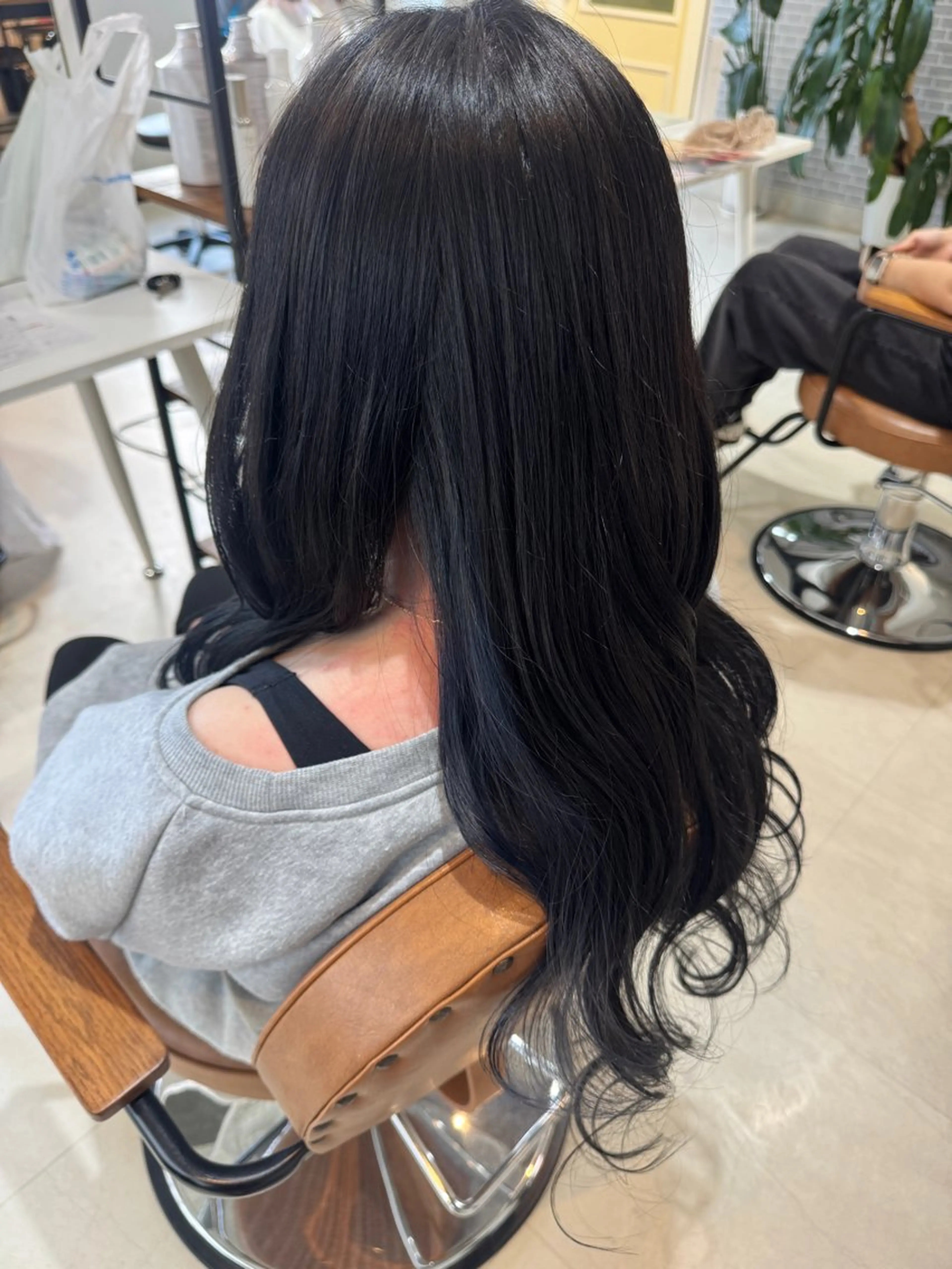 ロング カラー ヘアカラー annuy りょうのヘアスタイル