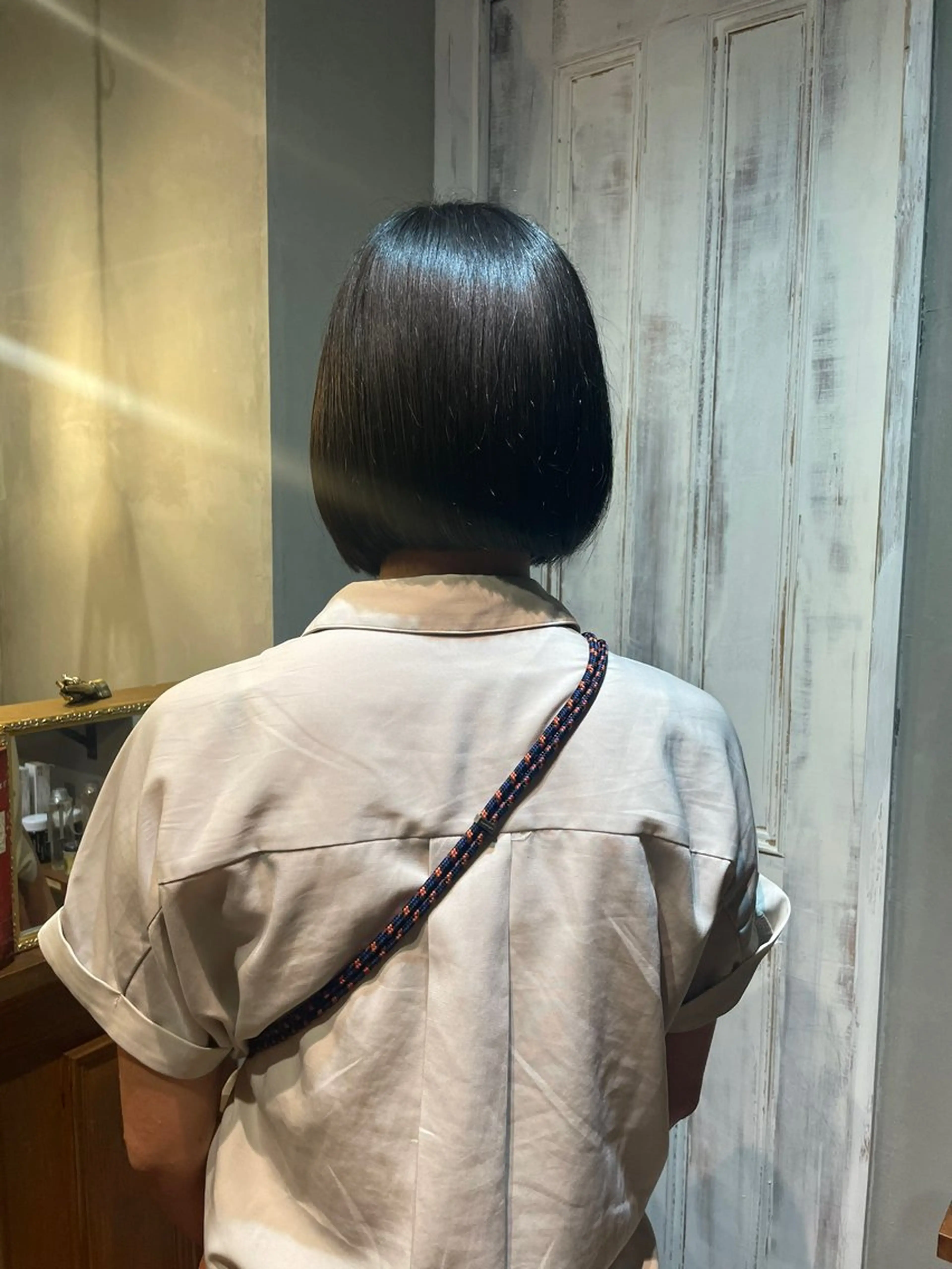 ショート ボブ saya 🌟 レイヤー/ツヤ髪のヘアスタイル