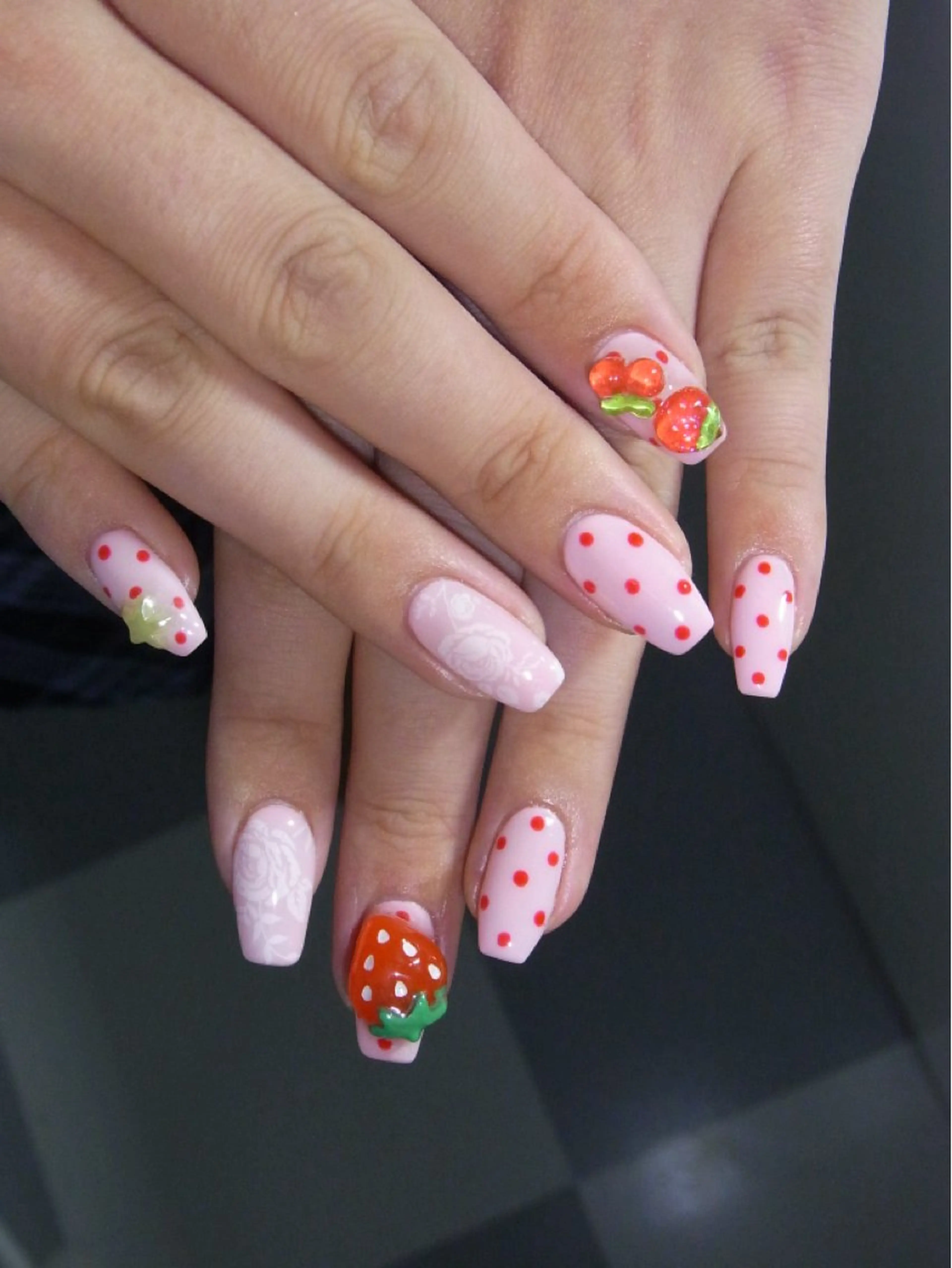 ネイル ハンドネイル チハル ミチハタのネイルデザイン