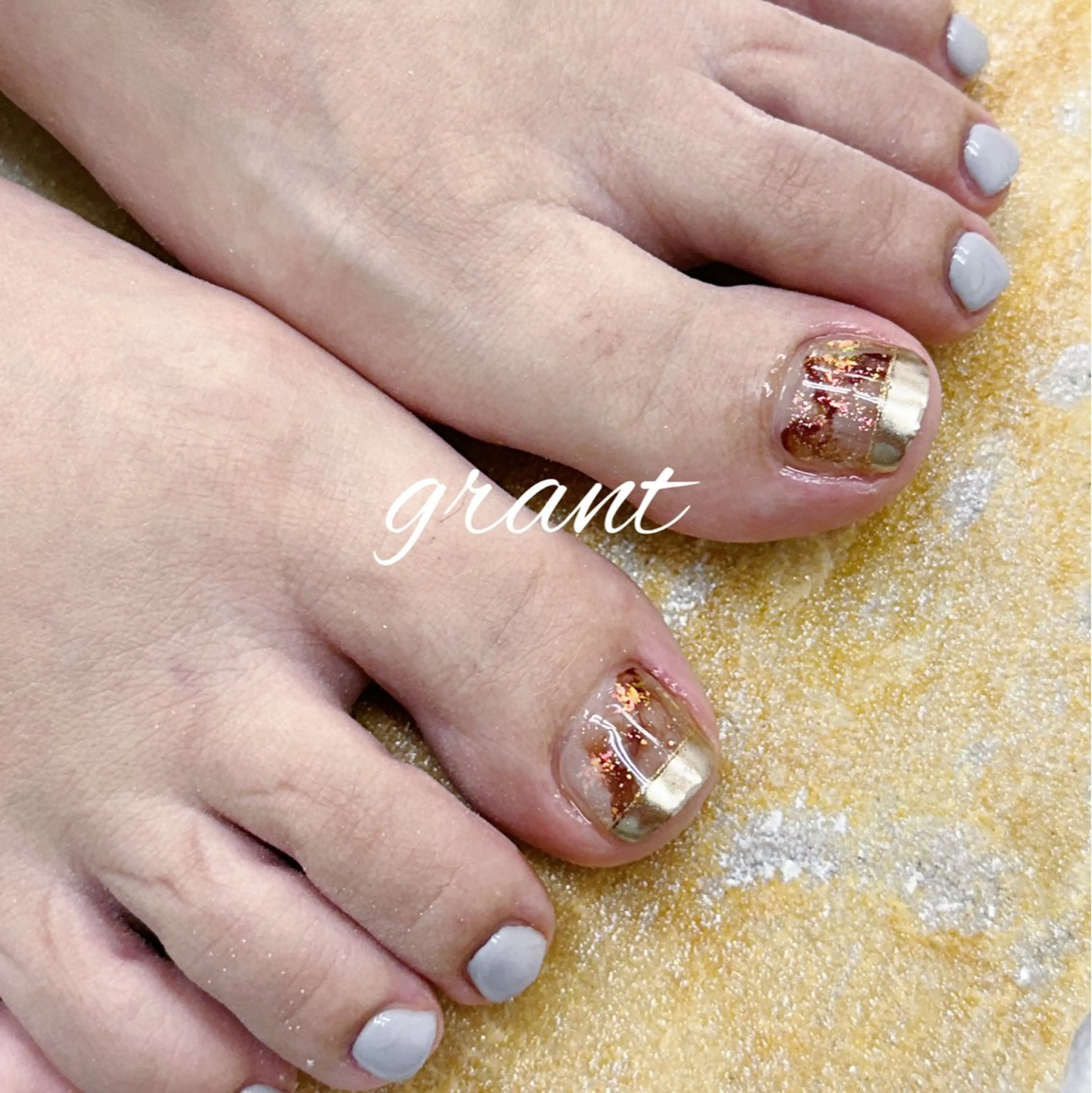ネイル フットネイル ミラーネイル フットネイル nailsalon grantのネイルデザイン