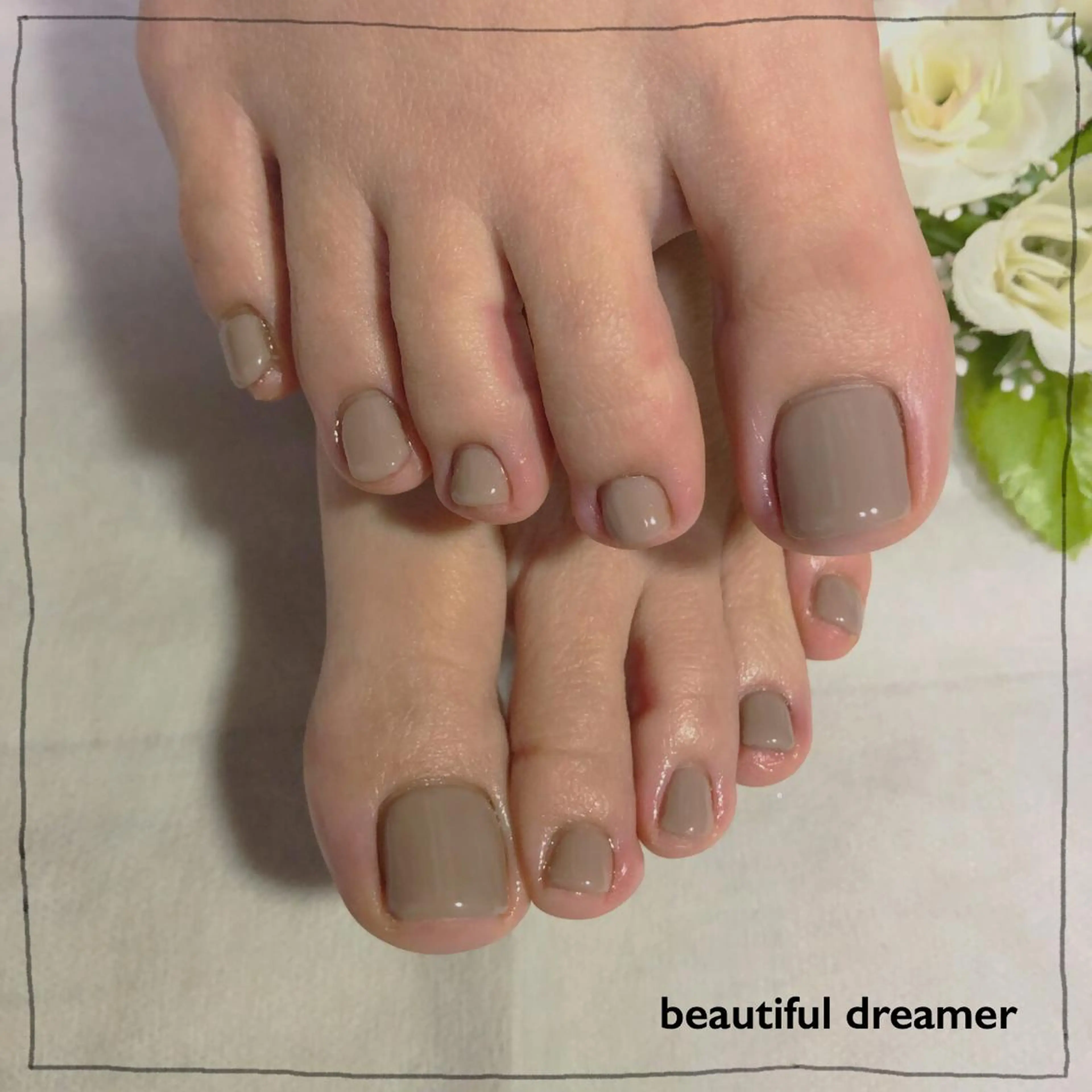 Foot【OneColor】ワンカラーorクリア仕上げ✨(ファイリング&ウォーターケア込み)🫐の写真