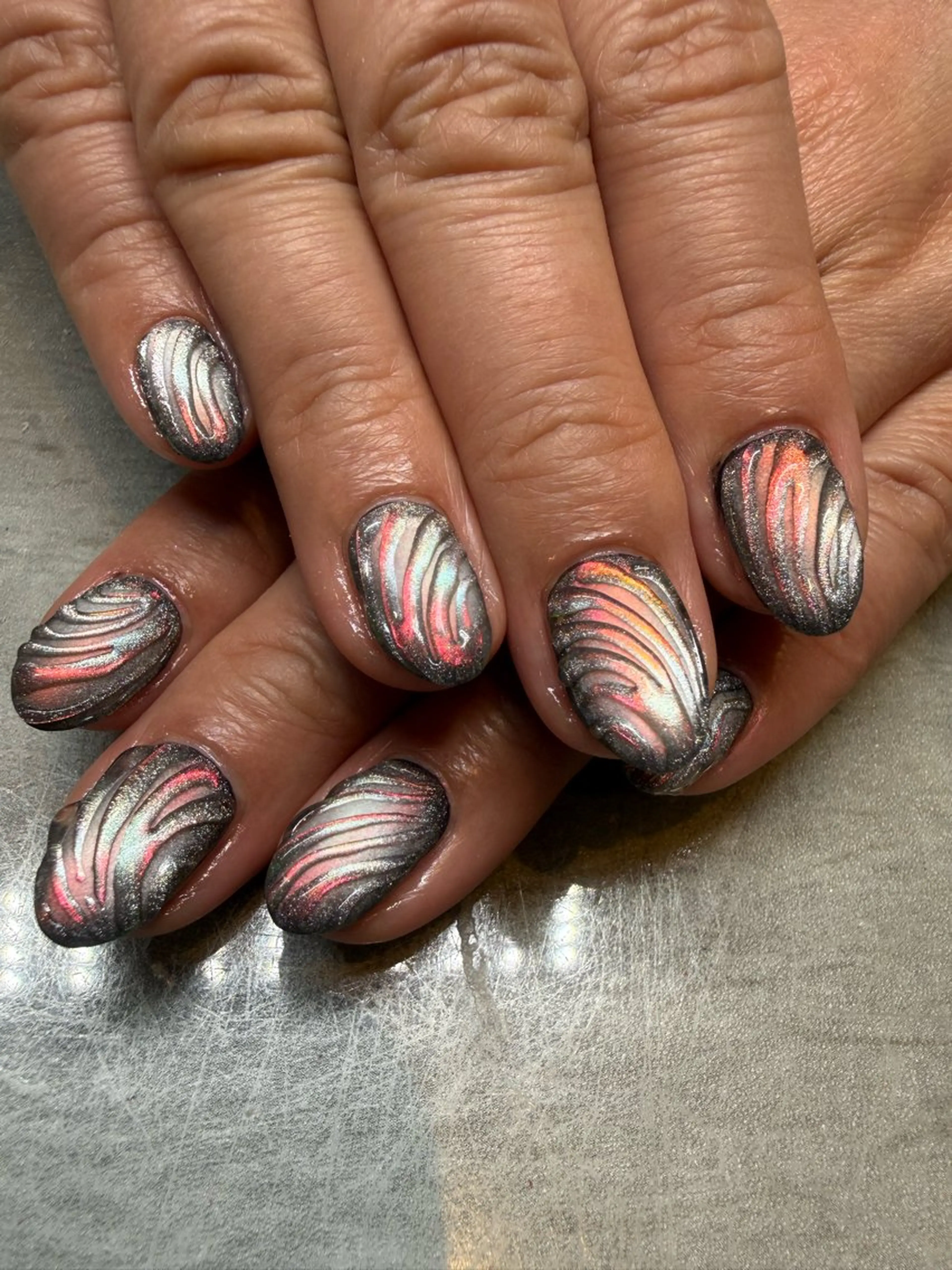 ネイル マグネットネイル ミラーネイル ニュアンスネイル Apsaras putihのネイルデザイン