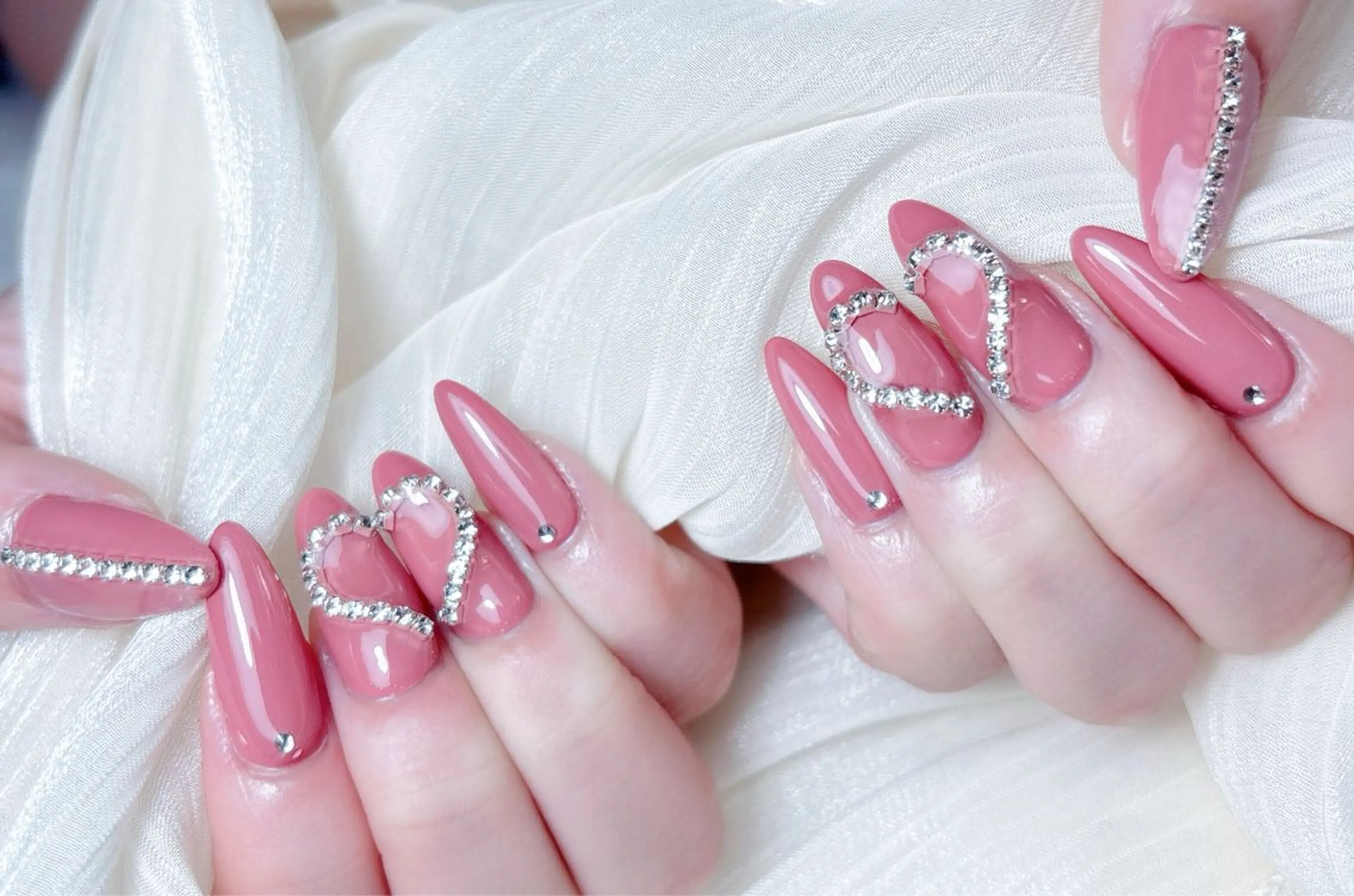 ネイル ハンドネイル 🎀Ｍ nails✨ ビューティーのネイルデザイン
