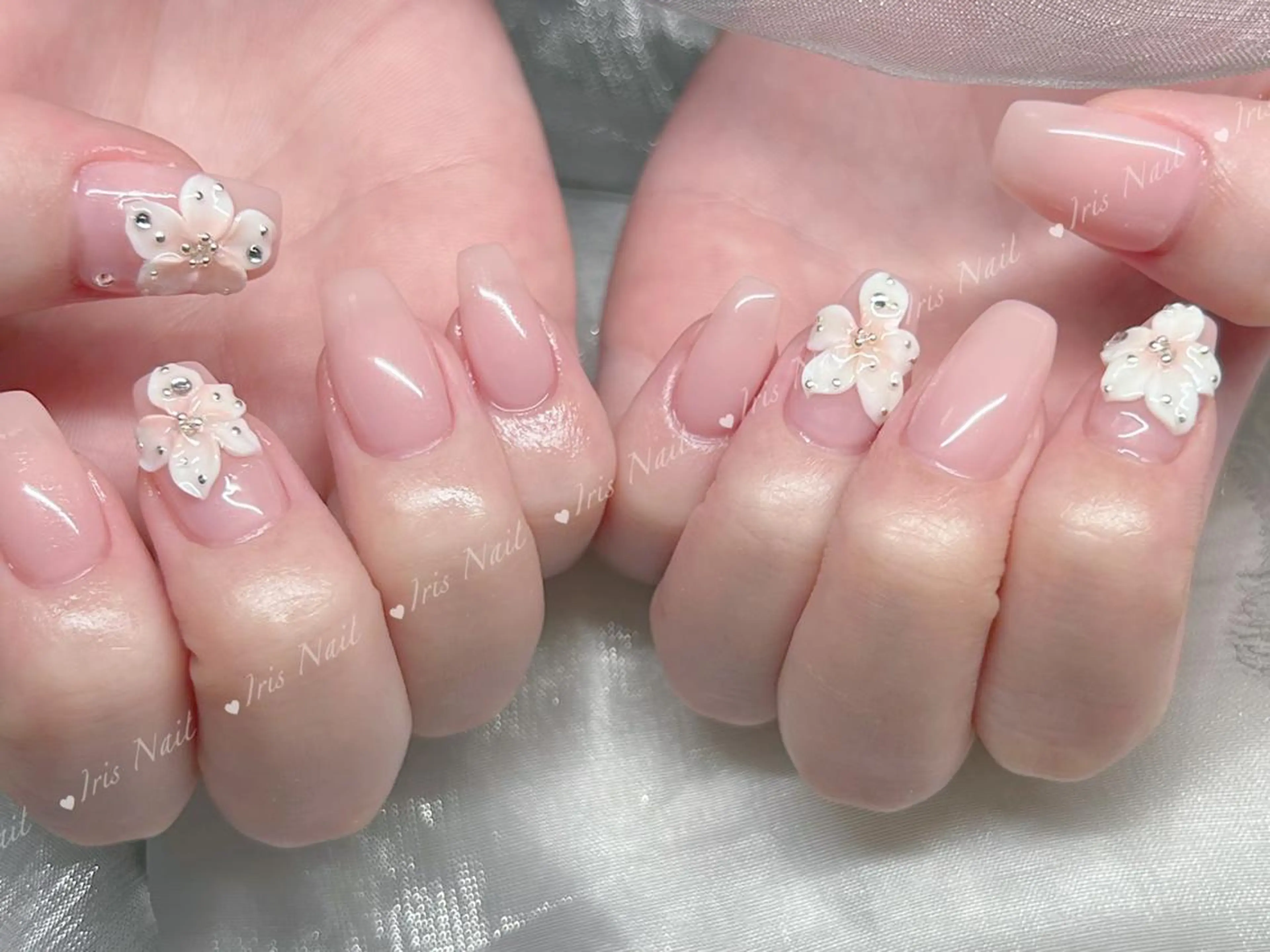 ネイル ハンドネイル ハンドケア 🍒IRIS Nail🌸のネイルデザイン