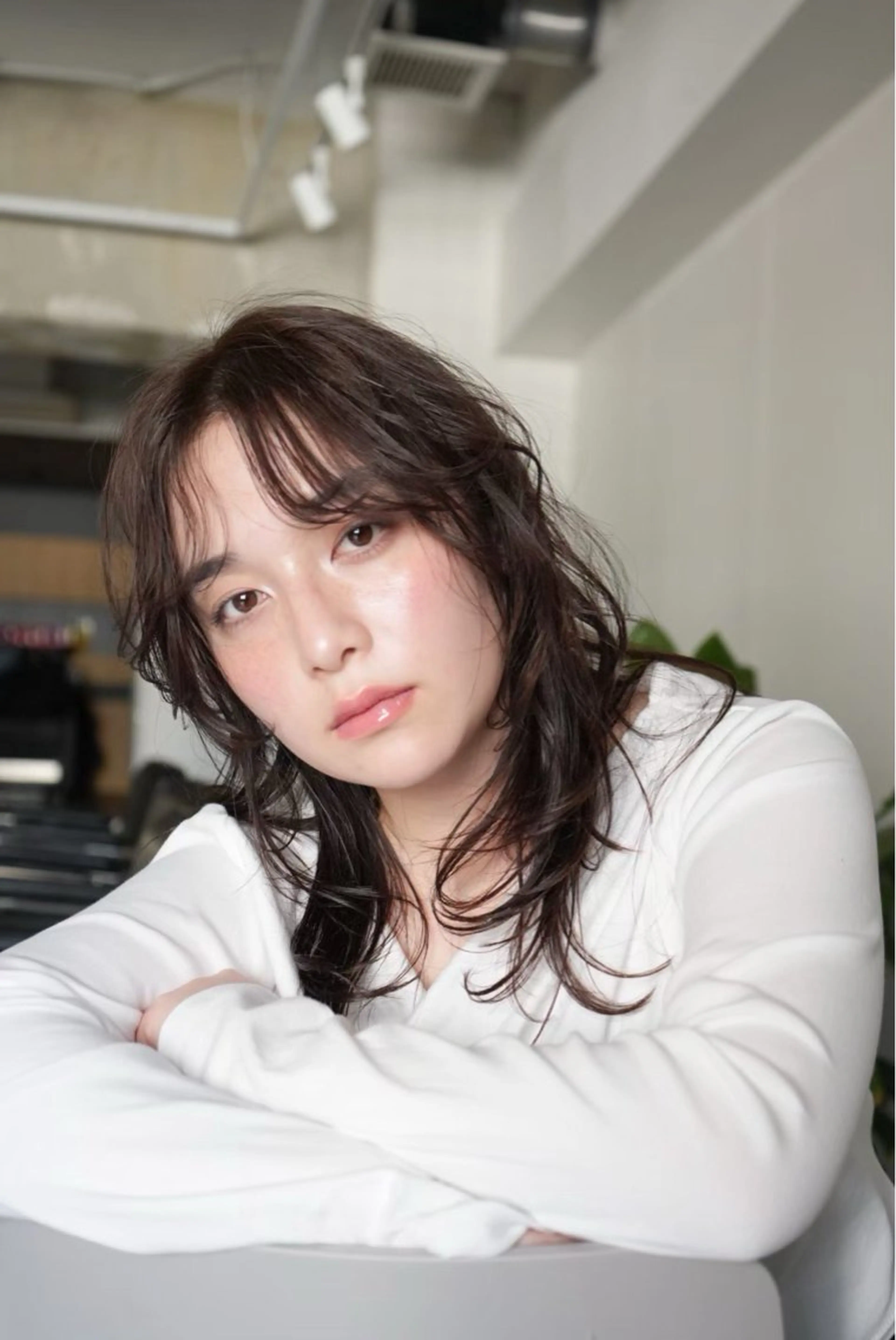 ミディアム カット ヘアカラー トリートメント ベージュカラー/長岡 レイヤーカット/コウのヘアスタイル