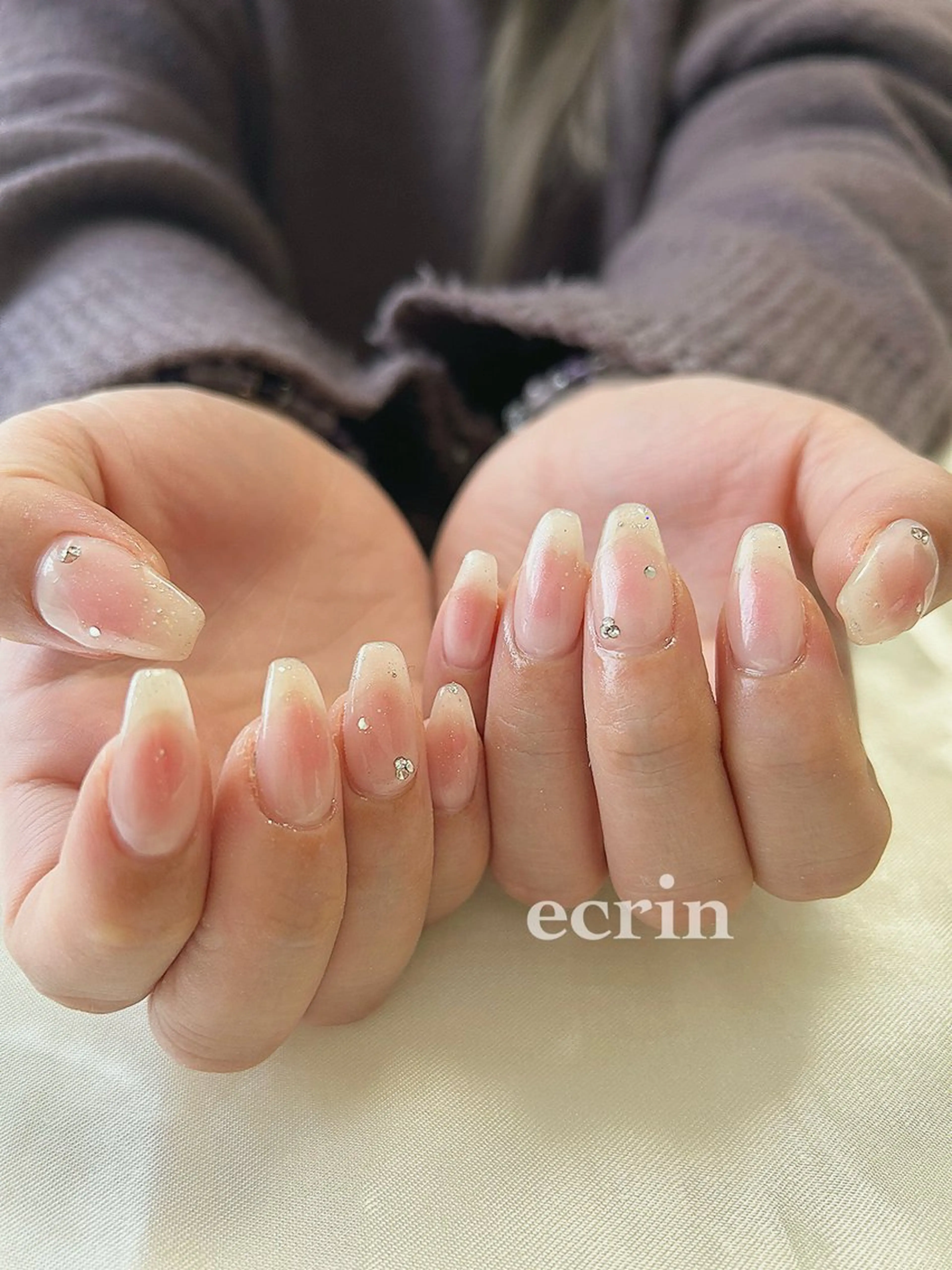 ネイル チークネイル ecrin (エクラン)のネイルデザイン