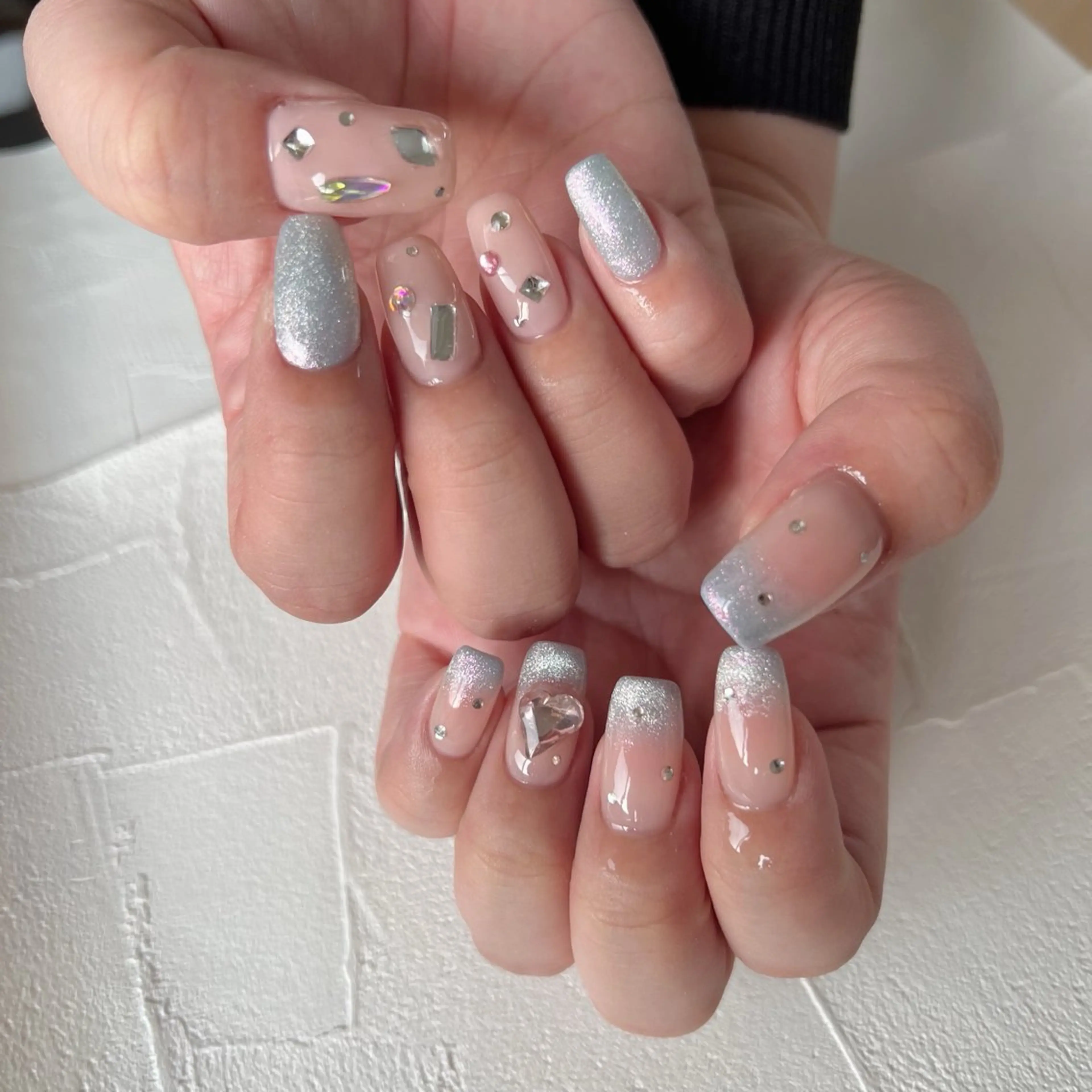 ネイル チークネイル マグネットネイル ハンドネイル 川端 京香のネイルデザイン