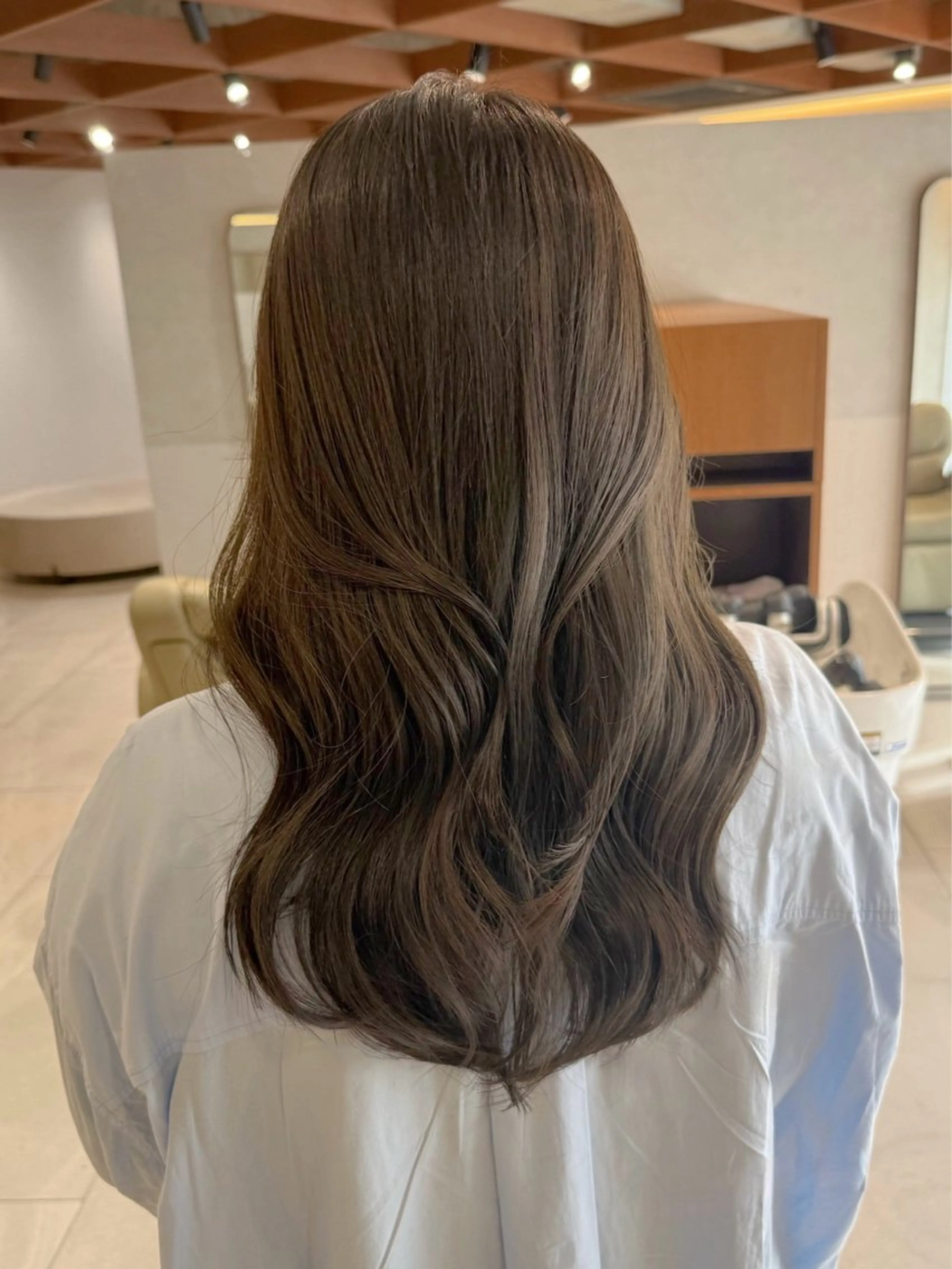 ロング ヘアカラー MISATO THIRD SHOPのヘアスタイル