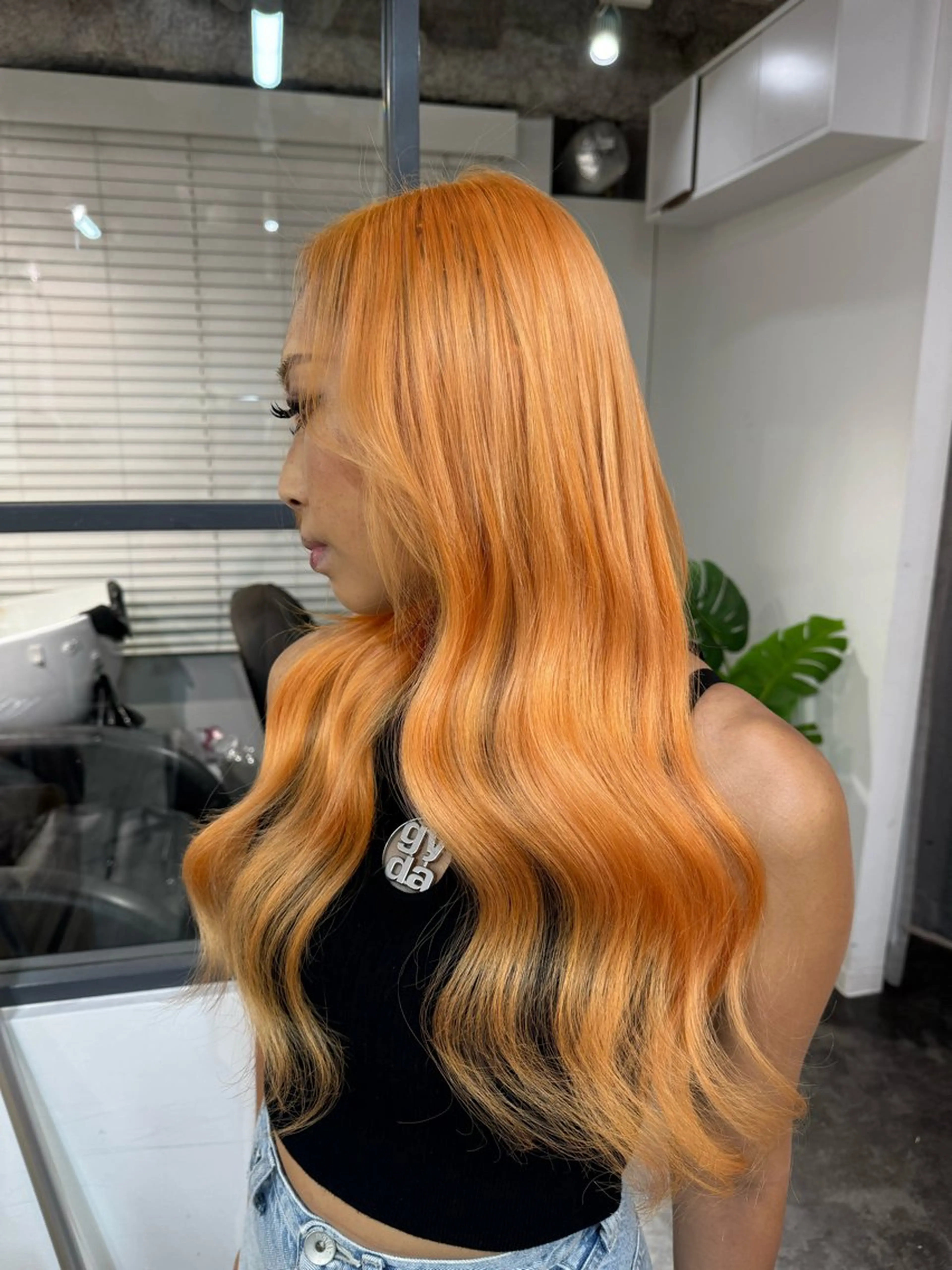 ロング カラー ハイトーン&髪質改善 &韓国エクステ🤎のヘアスタイル