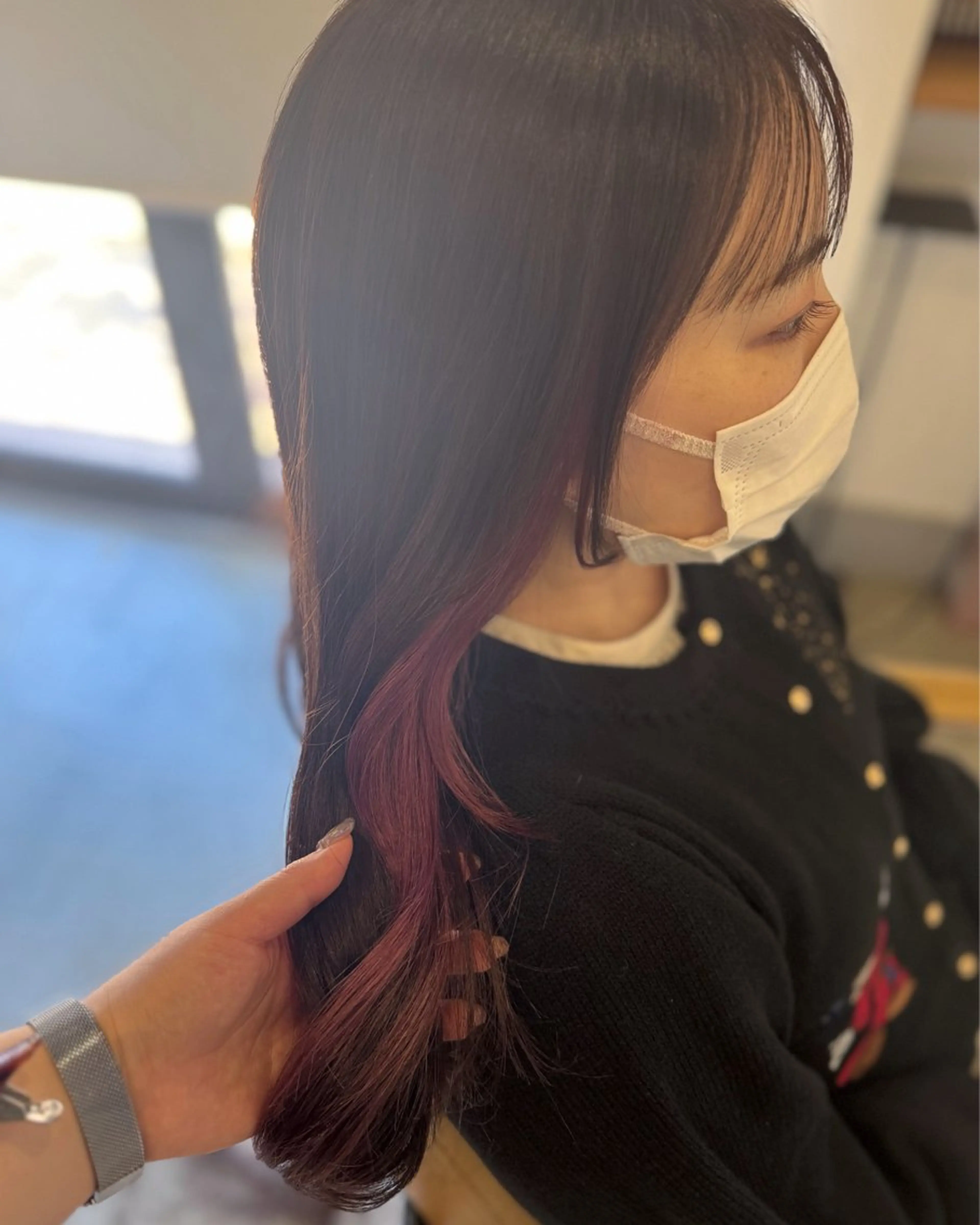 セミロング ヘアカラー 瀬尾 亜沙美のヘアスタイル