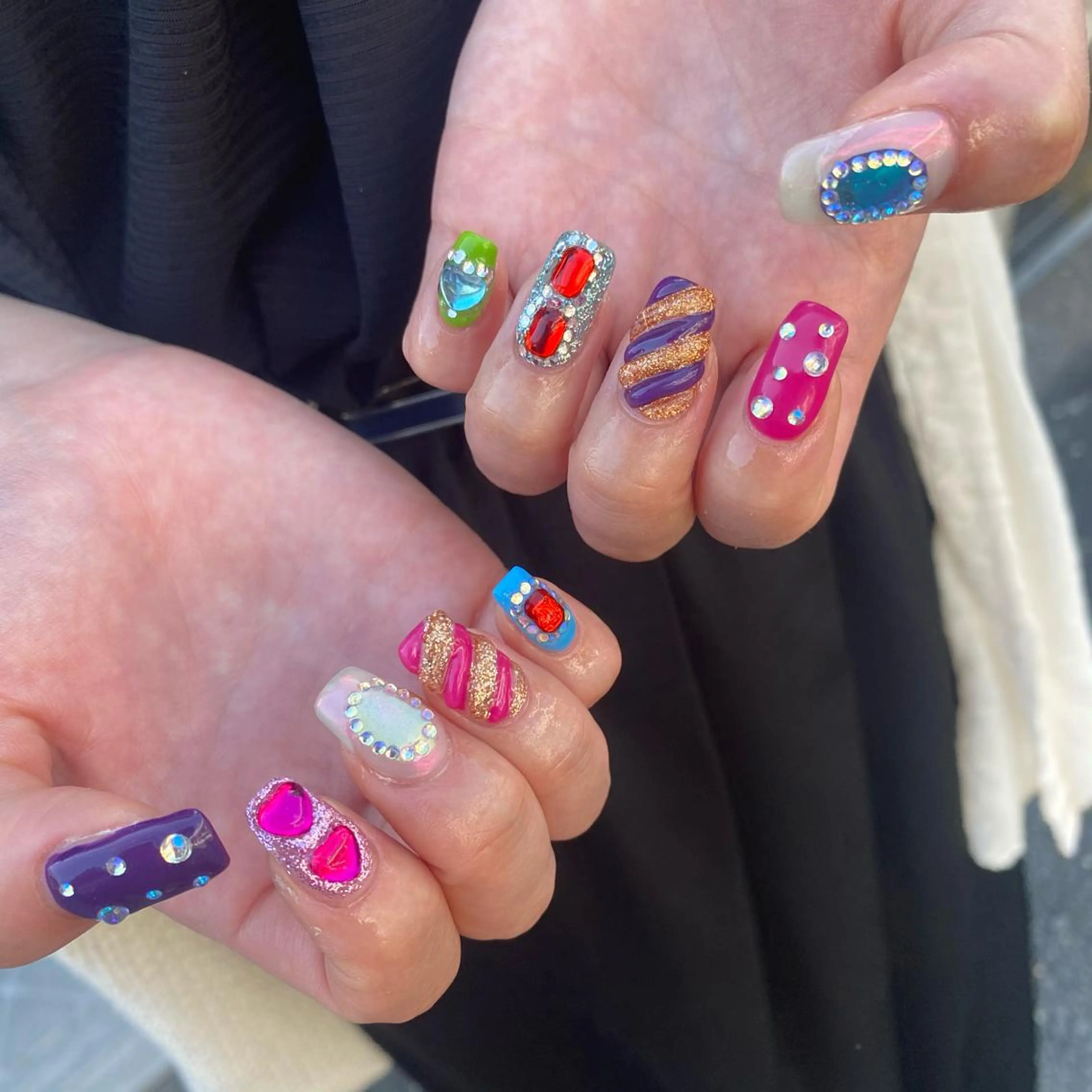 ネイル ストーンネイル Novem.9 _misuzuのネイルデザイン