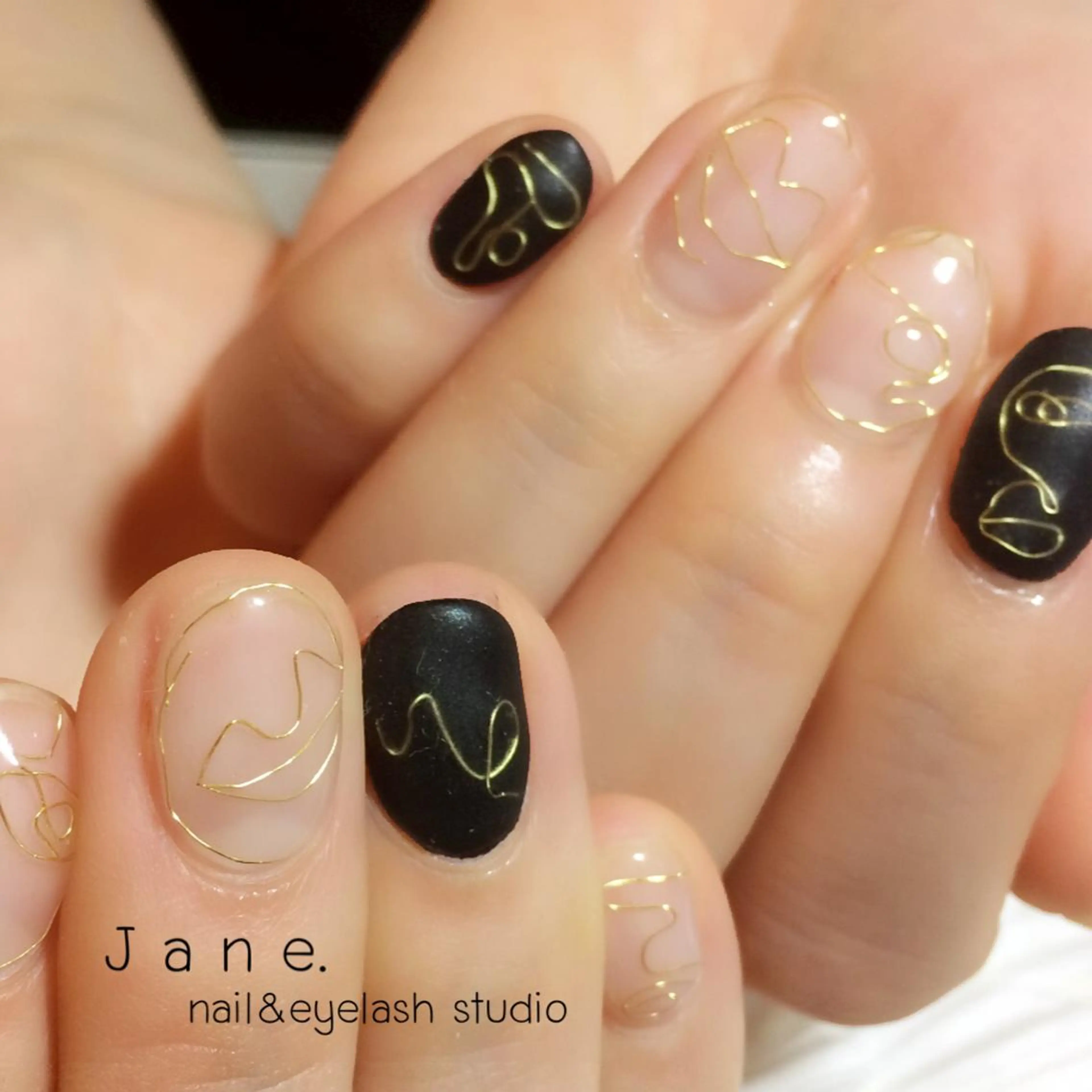 ネイル Yakko pas á pasのネイルデザイン