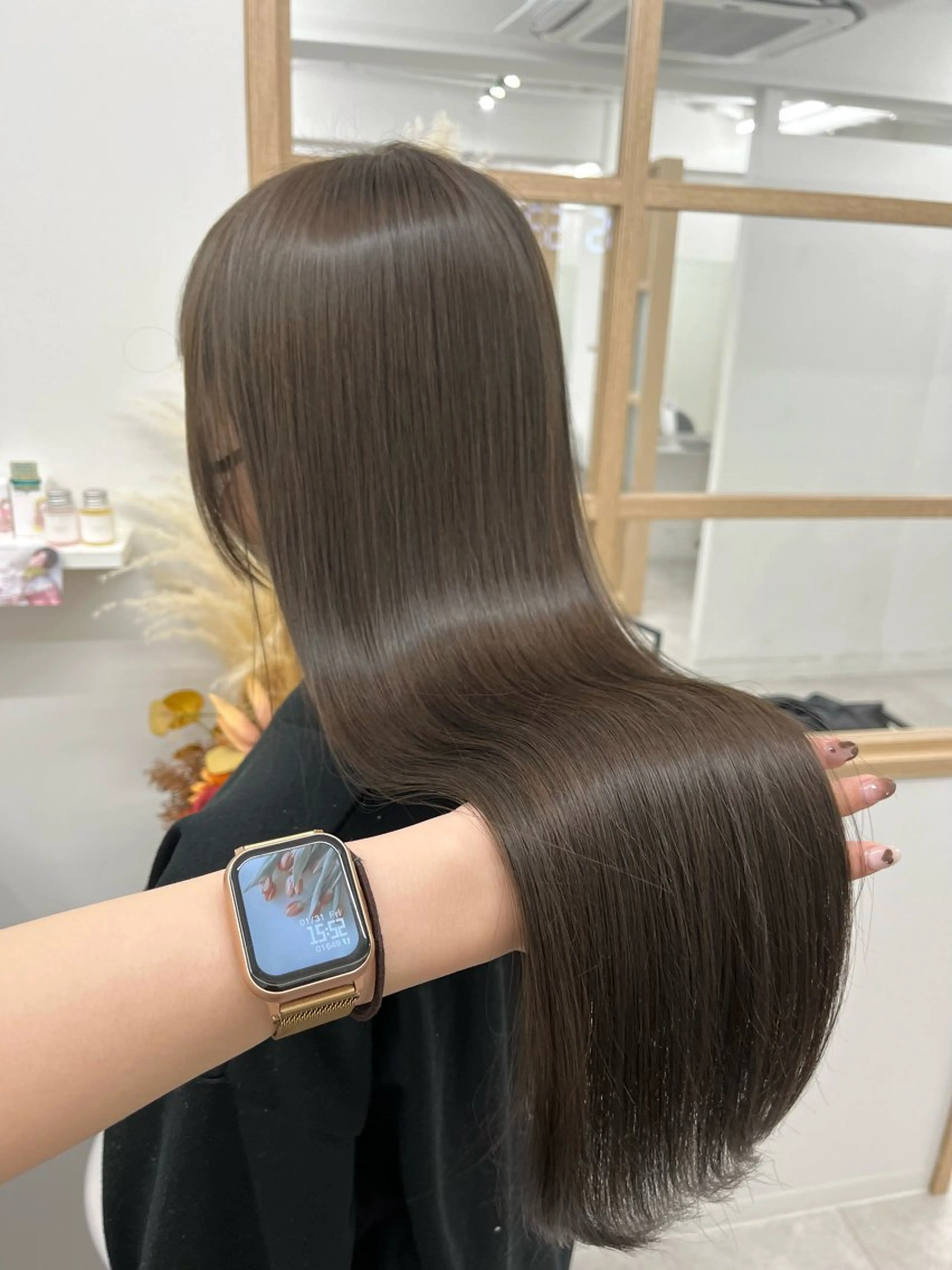 ロング カラー 柔らかオリーブ🌿 HIMARI🌻のヘアスタイル