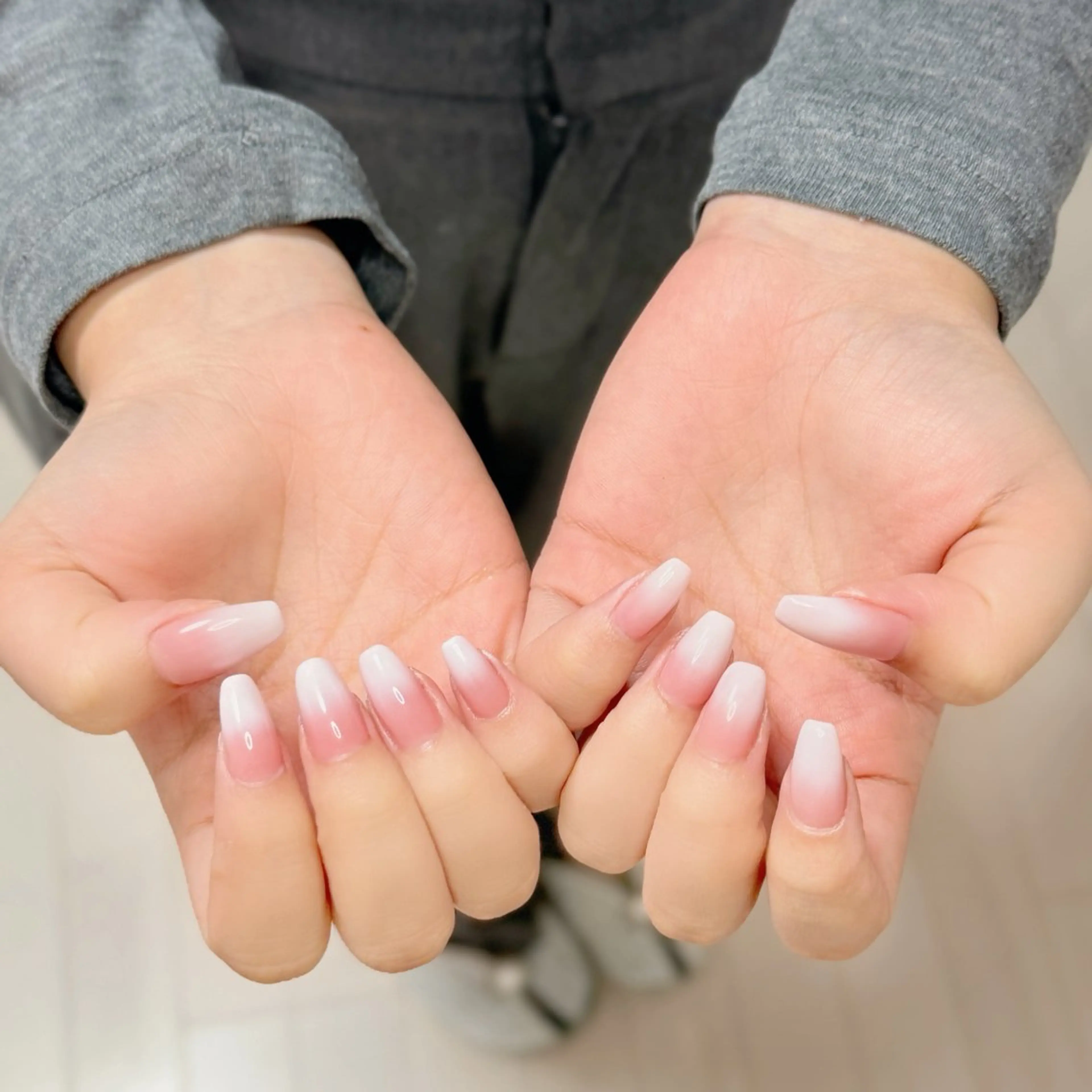 ネイル アートネイル オーロラネイル チークネイル フレンチネイル ガラスフレンチ ハンドネイル 🎀🎀YooLi Nail Salonのネイルデザイン