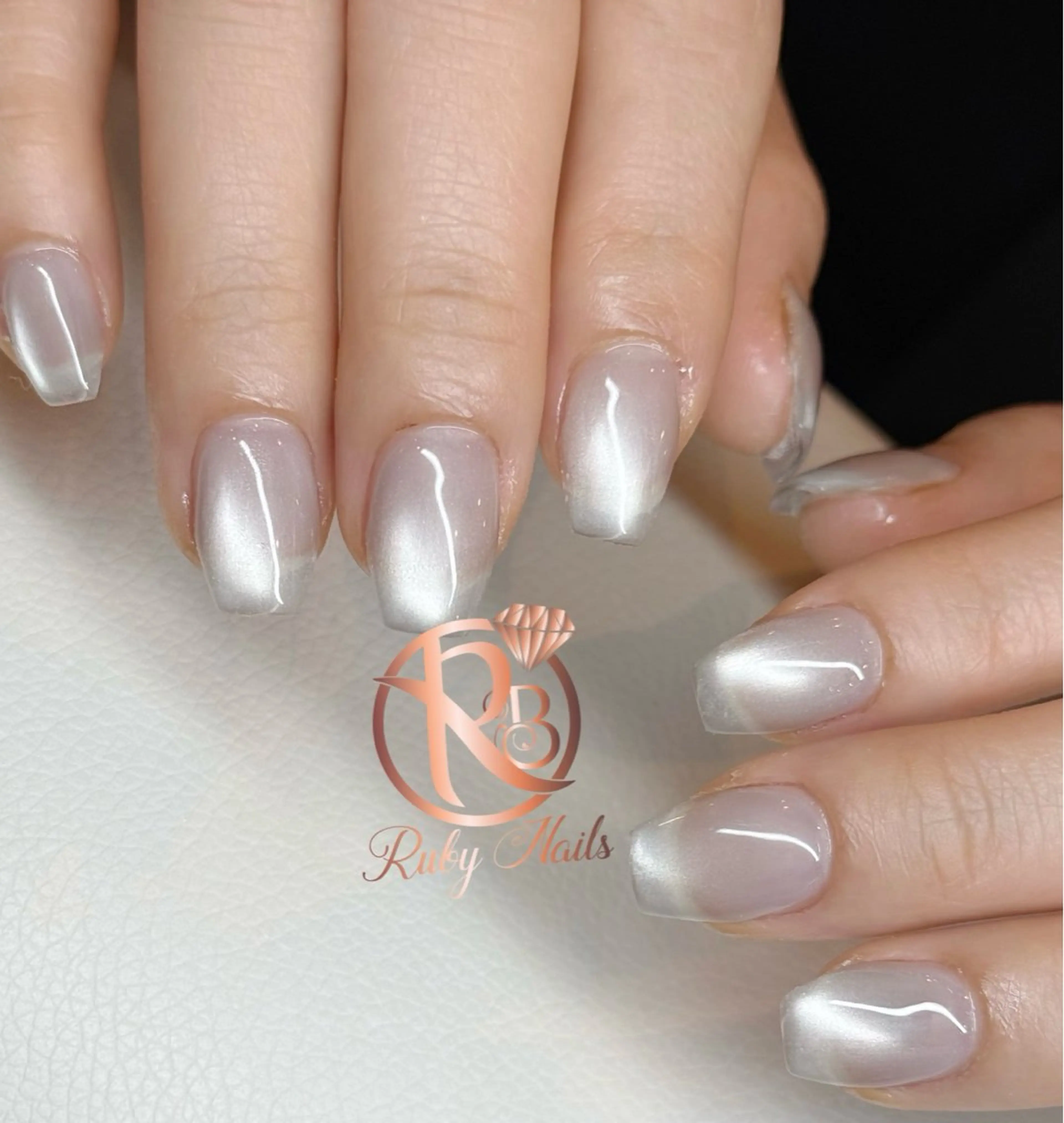 ネイル グラデーション キラキラネイル ピンク ハンドネイル RUBY Nail 日暮里店のネイルデザイン