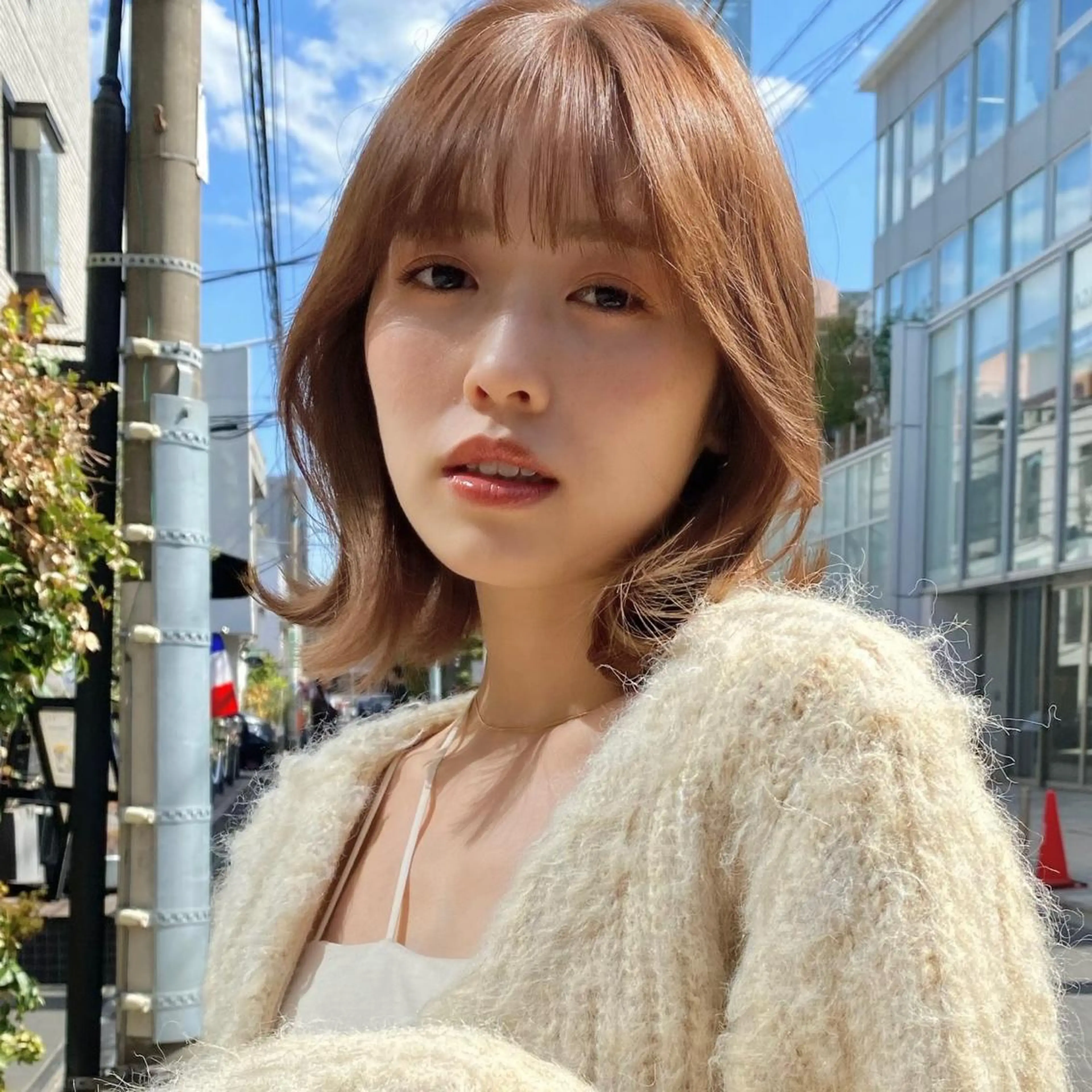 ミディアム カラー ボブ 韓国風ヘア カット ヘアカラー トリートメント ボブ/縮毛矯正/ レイヤー/塚田のヘアスタイル