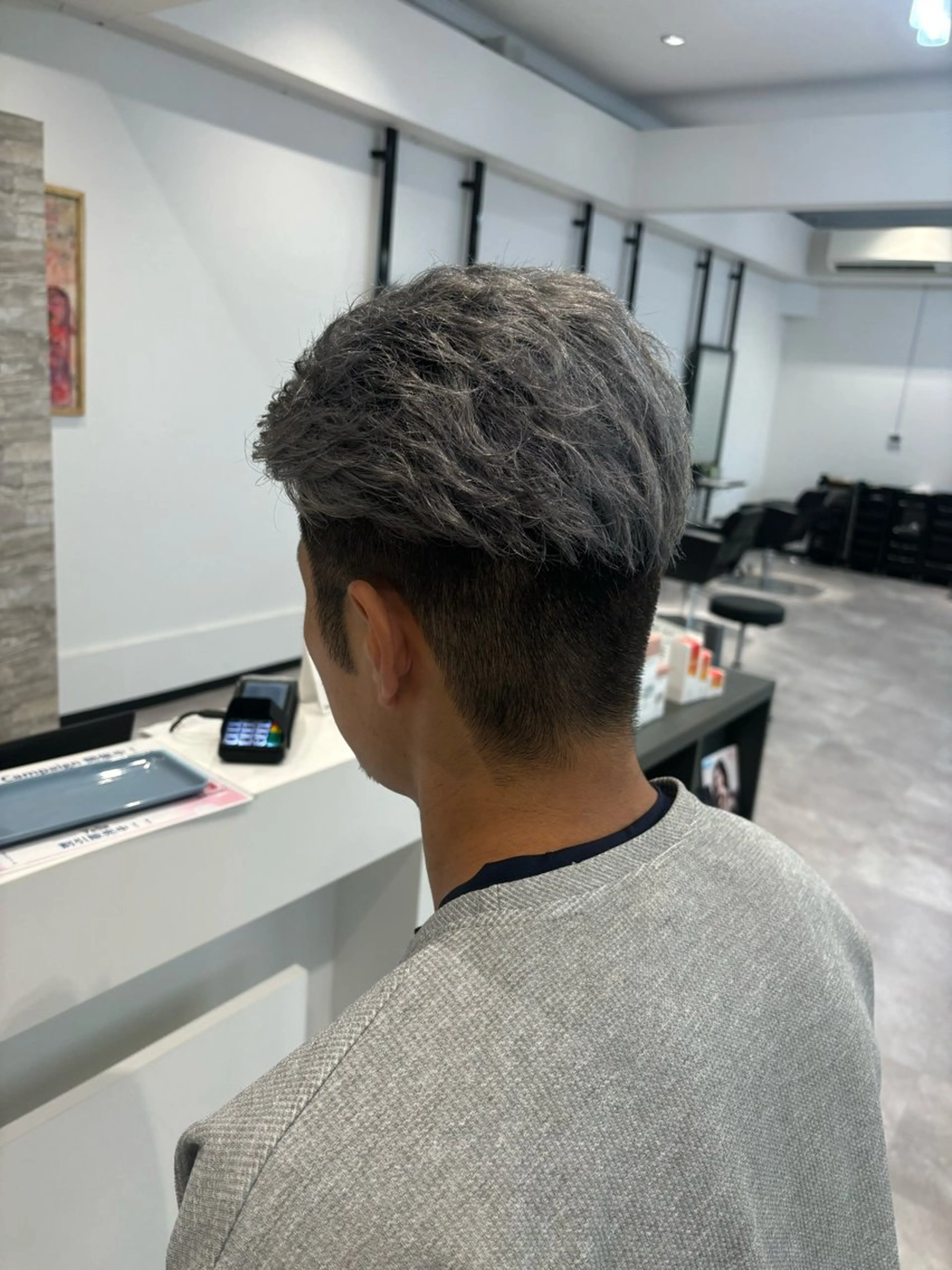 メンズ メンズブリーチ ヘアカラー maki💖 レイヤー/髪質改善のヘアスタイル