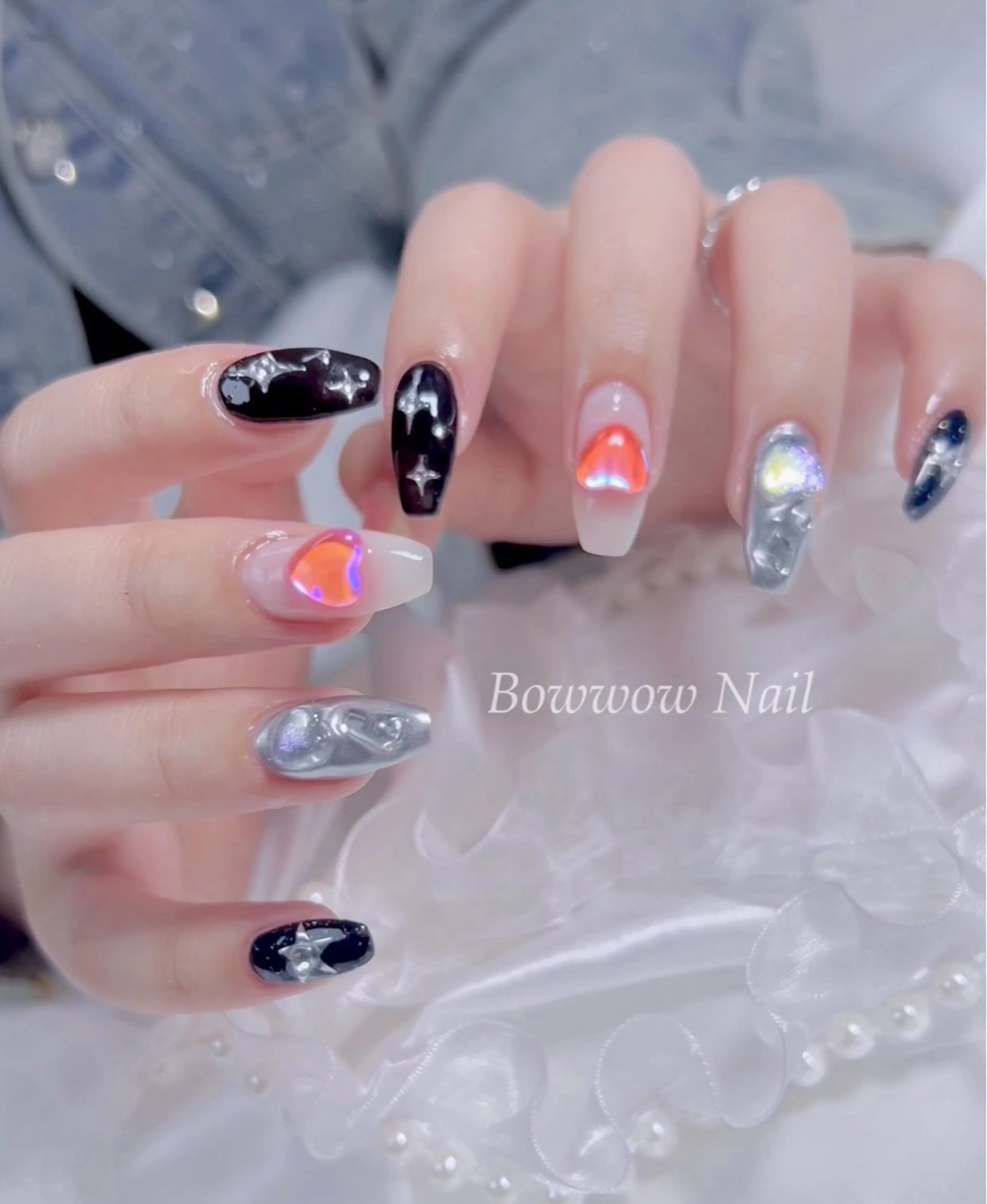ネイル 長さ出し キラキラネイル 韓国ネイル マグネットネイル ワンホンネイル Bow wow Nail さや🧸のネイルデザイン
