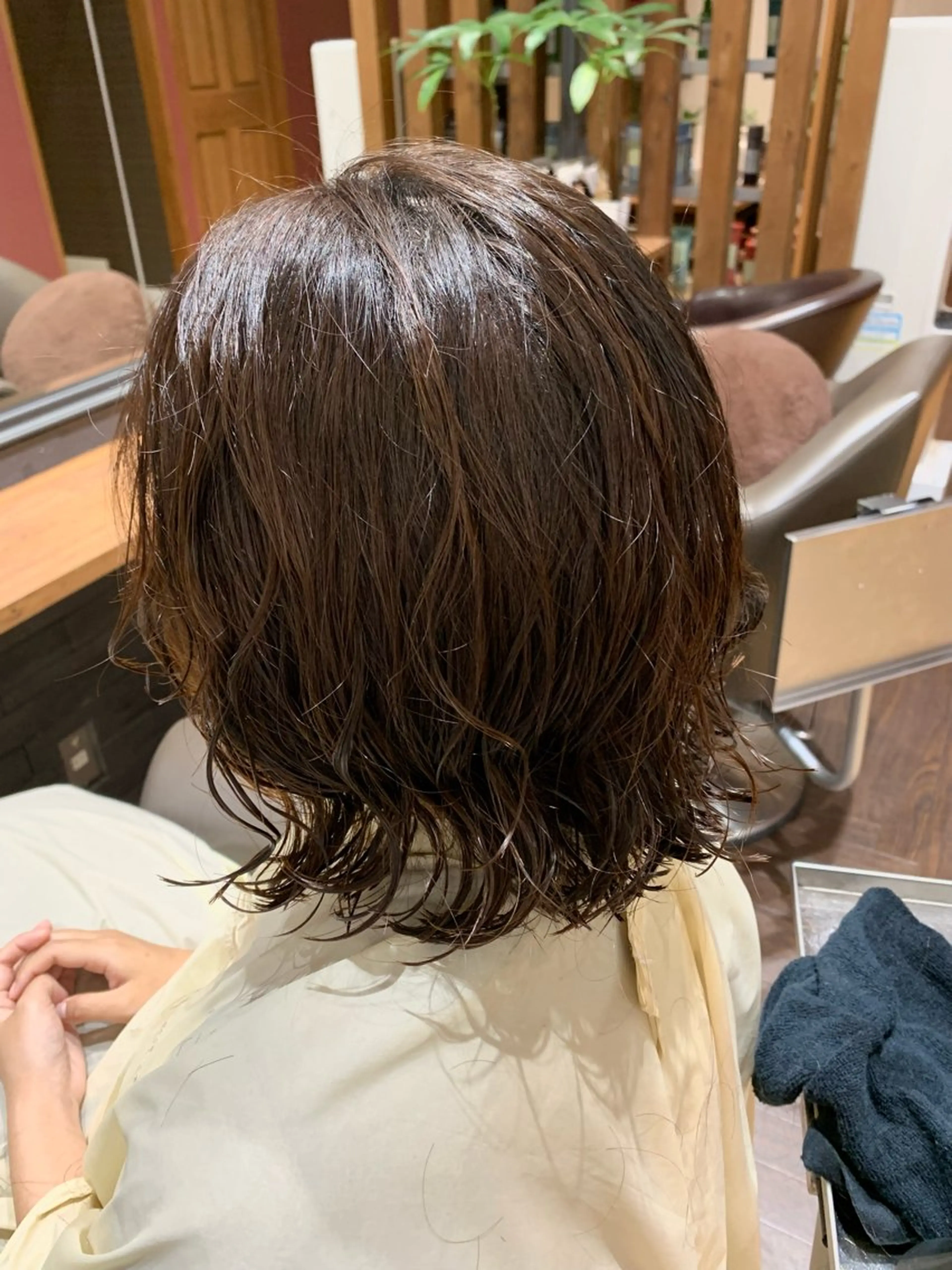 💛期間限定値下げ中💛レディースパーマ+カット(ショートorロングのみ)の写真