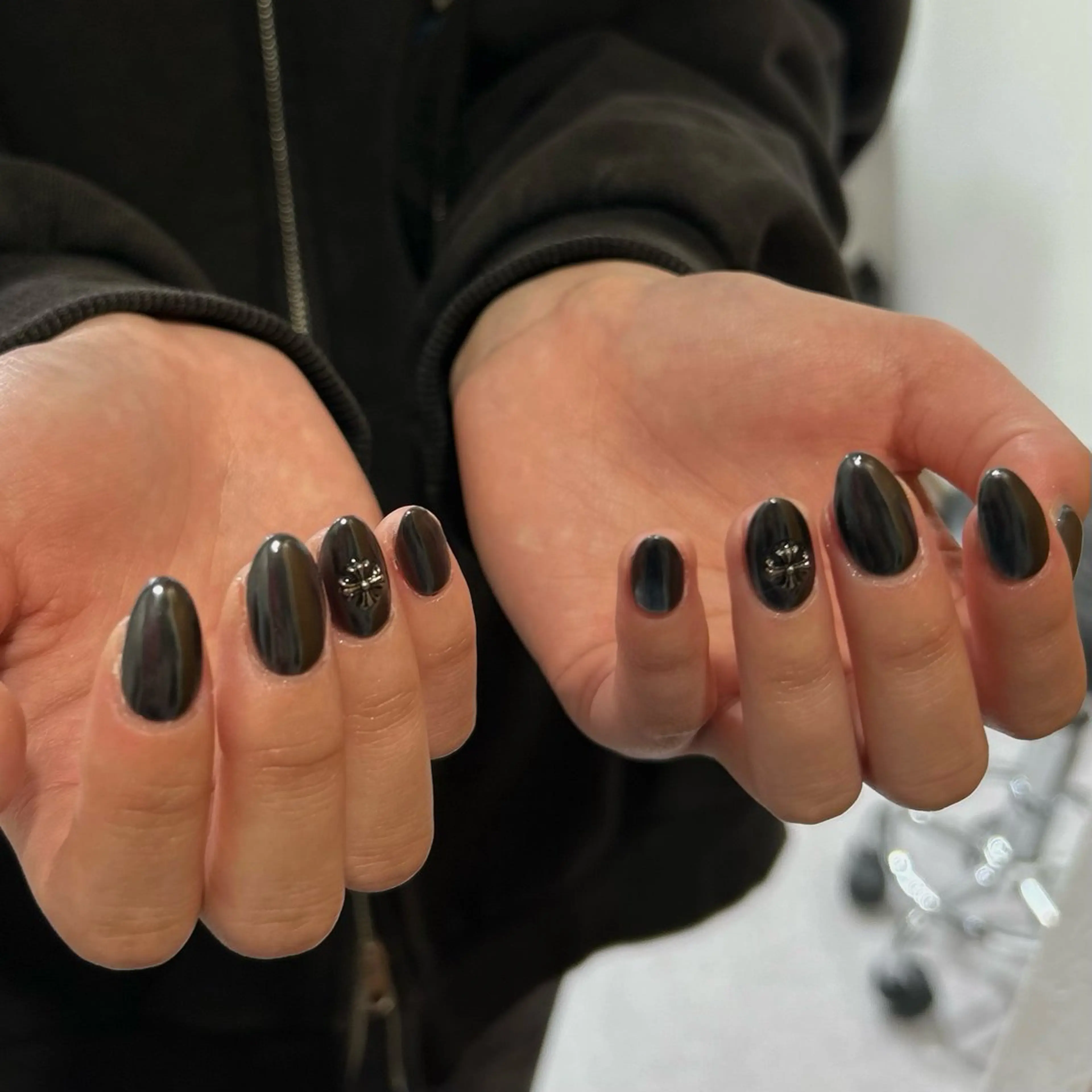 ネイル グラデーション ラメ(グリッター) マグネットネイル ミラーネイル ニュアンスネイル ハンドネイル Lumi de nailsのネイルデザイン