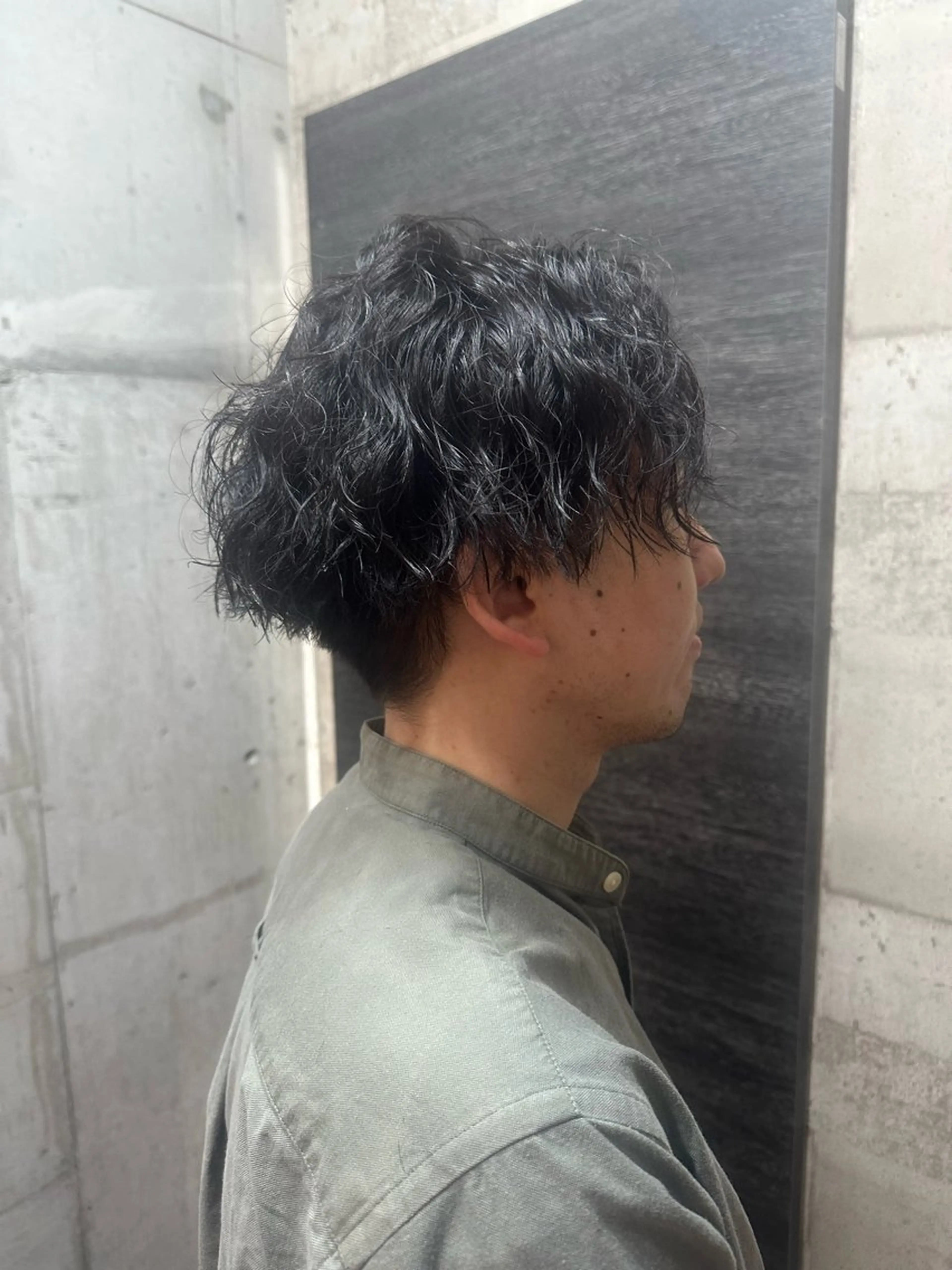 パーマ メンズ 保井 実奈美のヘアスタイル