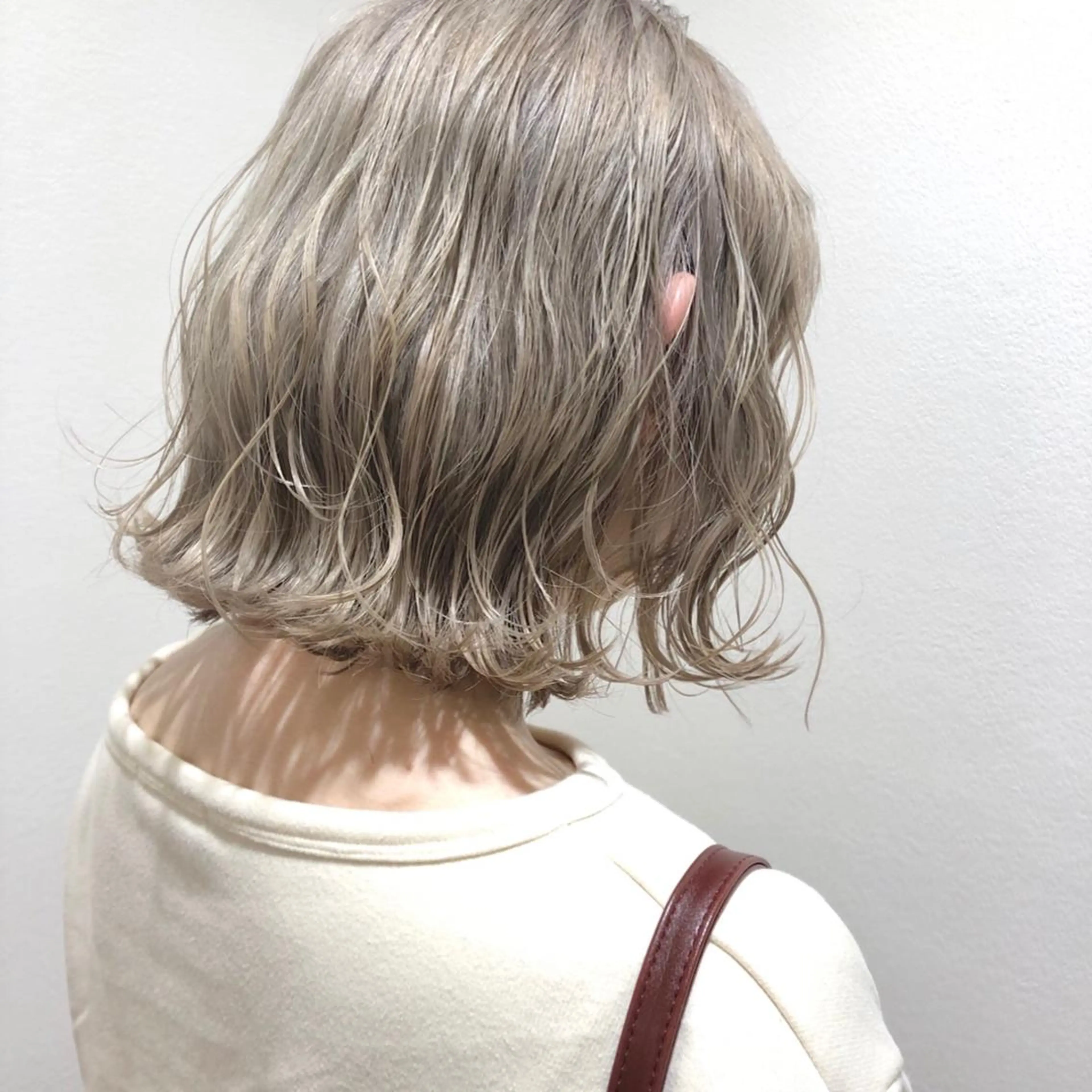ミディアム カラー ヘアカラー トリートメント MIZUHO / ダブルカラー髪質改善のヘアスタイル