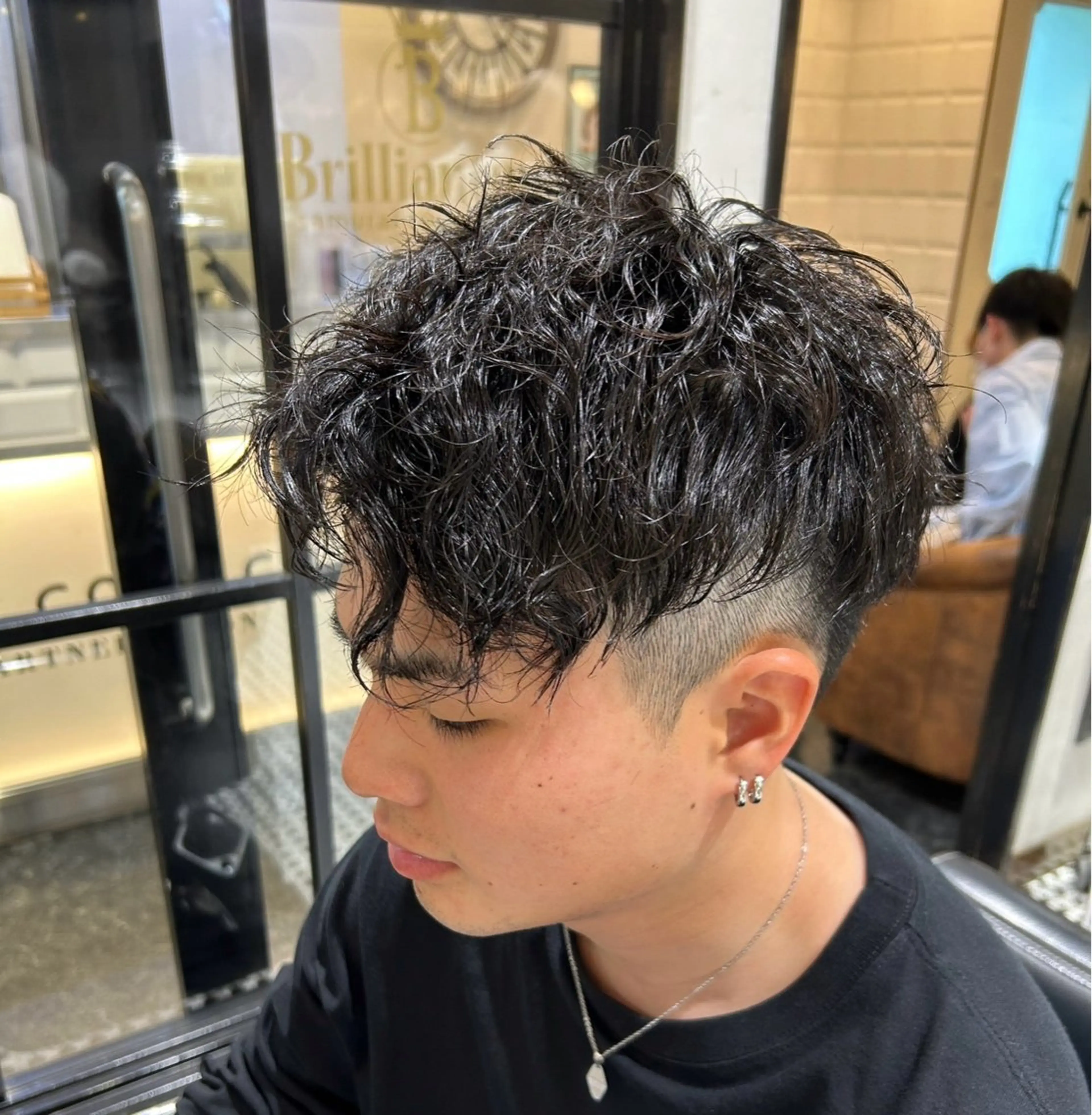 ショート パーマ メンズ 榊原 貫太のヘアスタイル