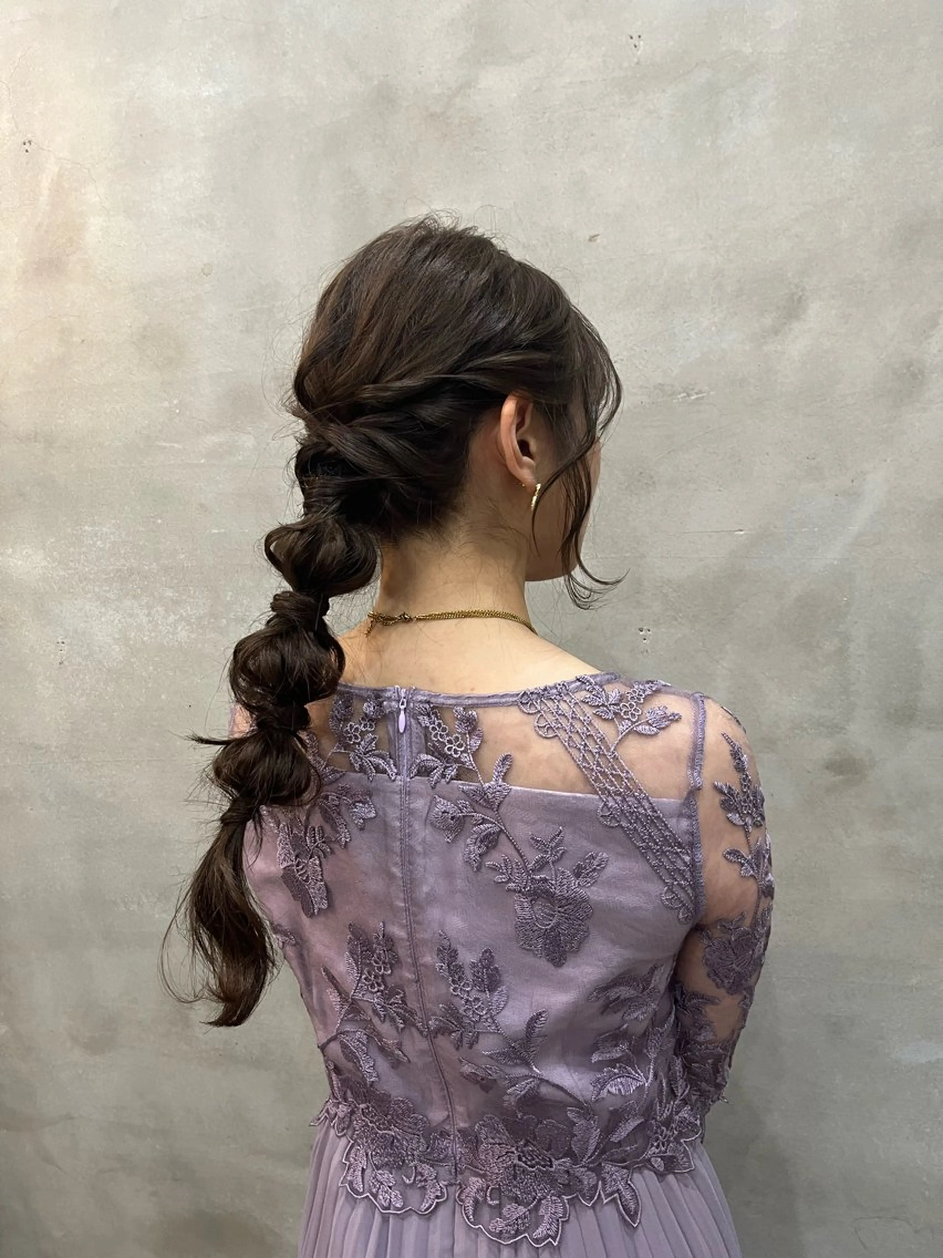 ロング ヘアアレンジ ヘアセット 艶髪/ハイトーン/ ヘアセット/モエノのヘアスタイル