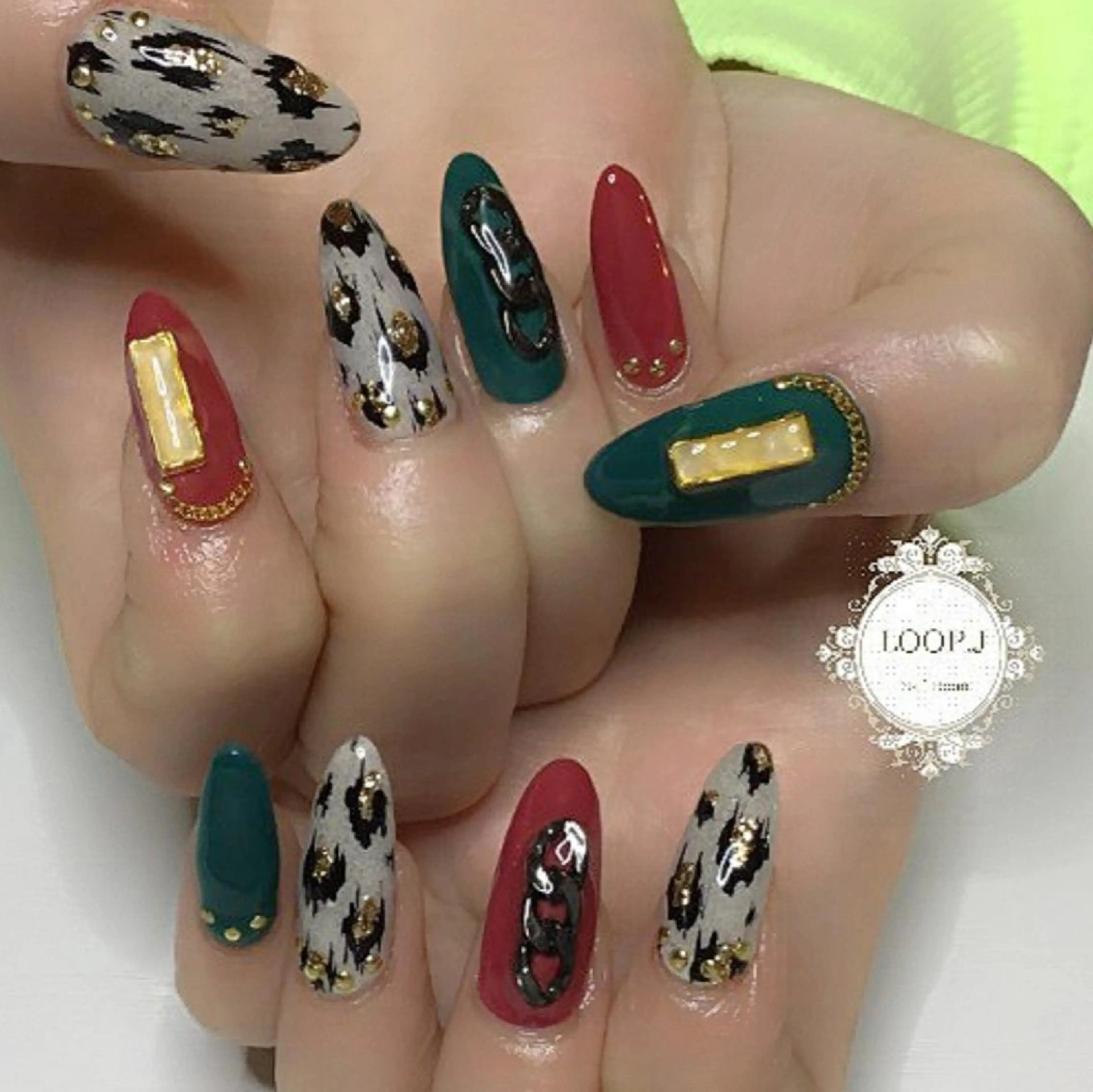 ネイル おおくぼ めぐみのネイルデザイン