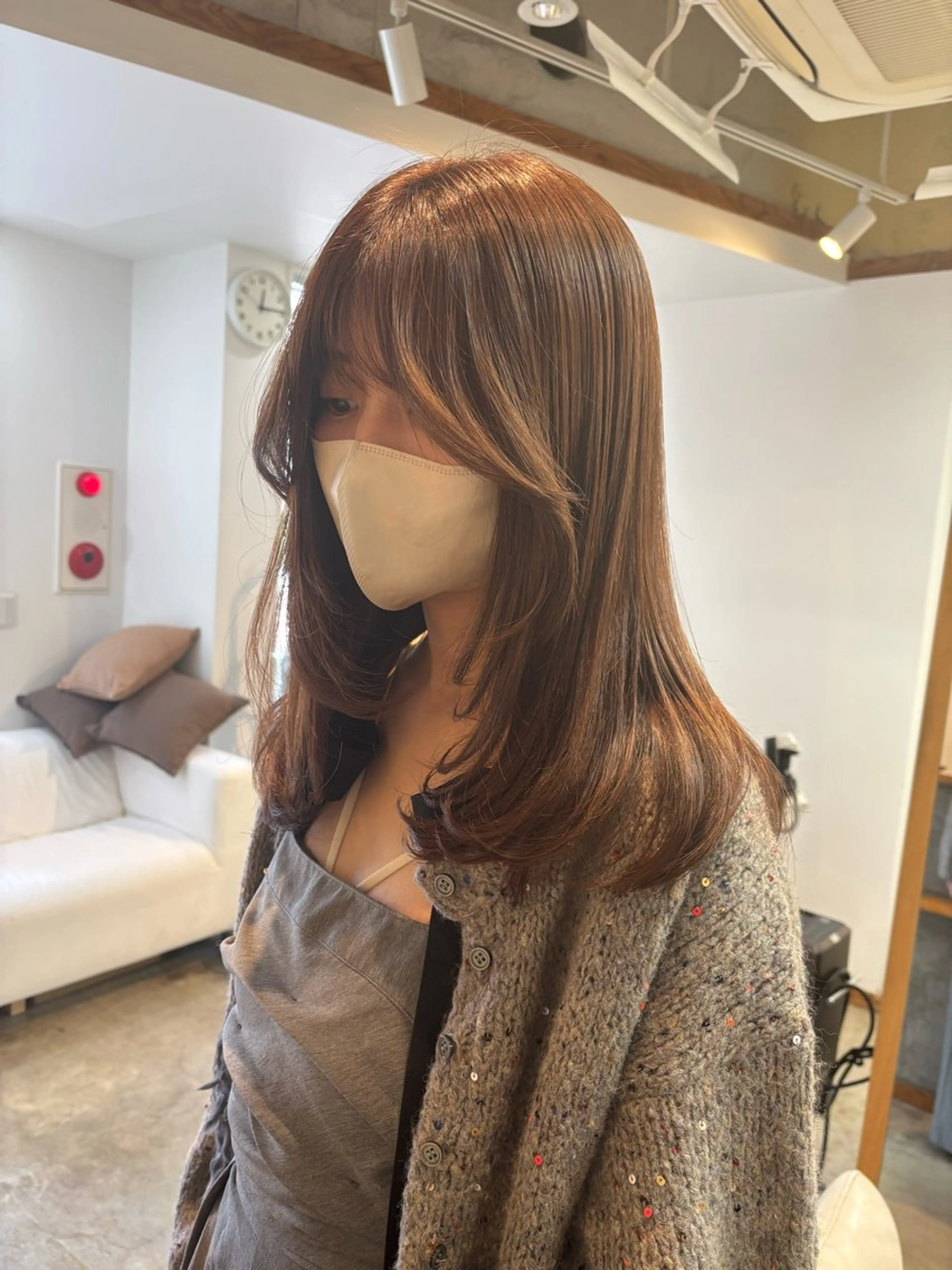 透明感カラー🫧 高田李胡のヘアスタイル