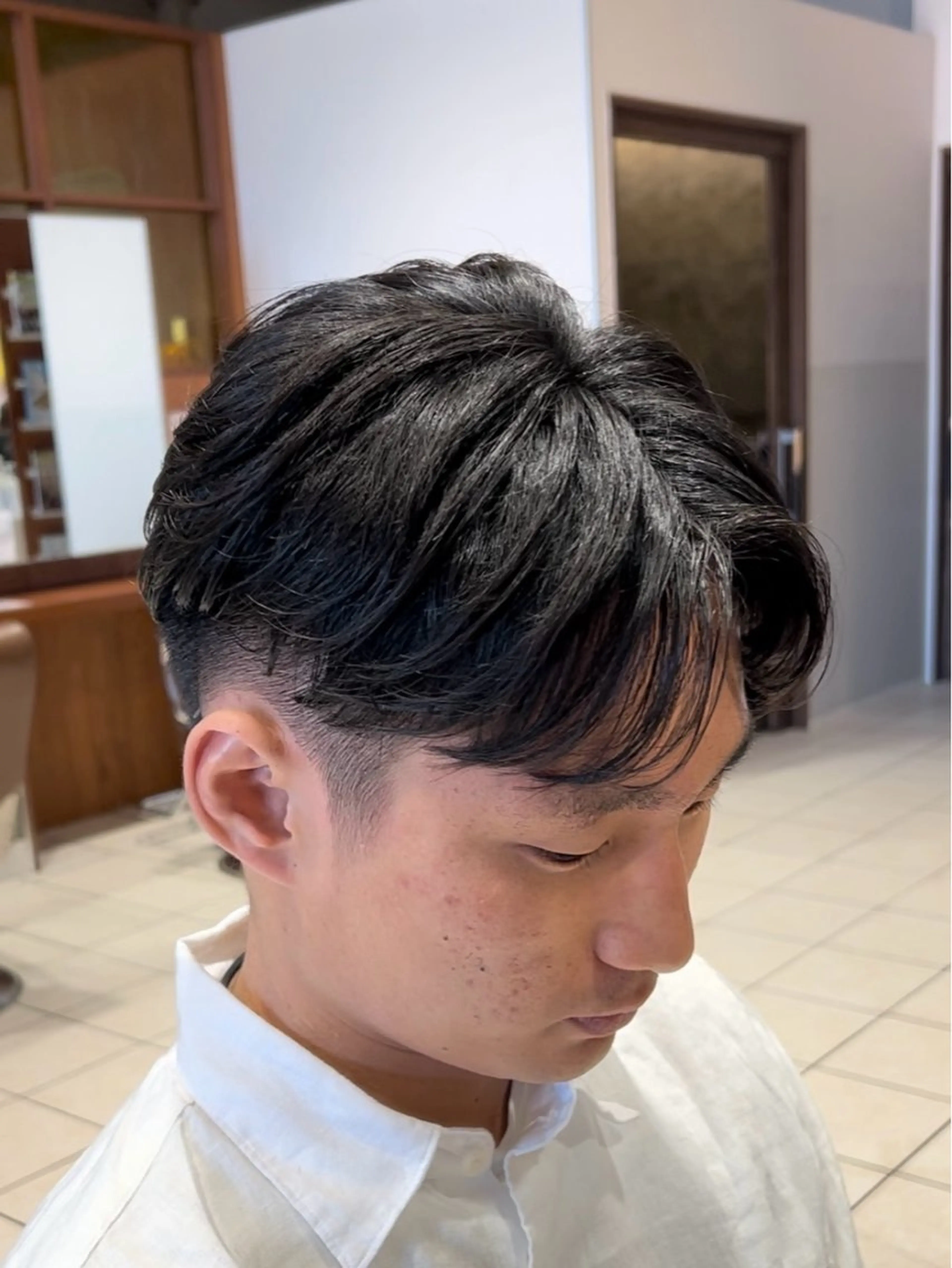 ショート メンズ センターパート 縮毛矯正 福井 太暉のヘアスタイル