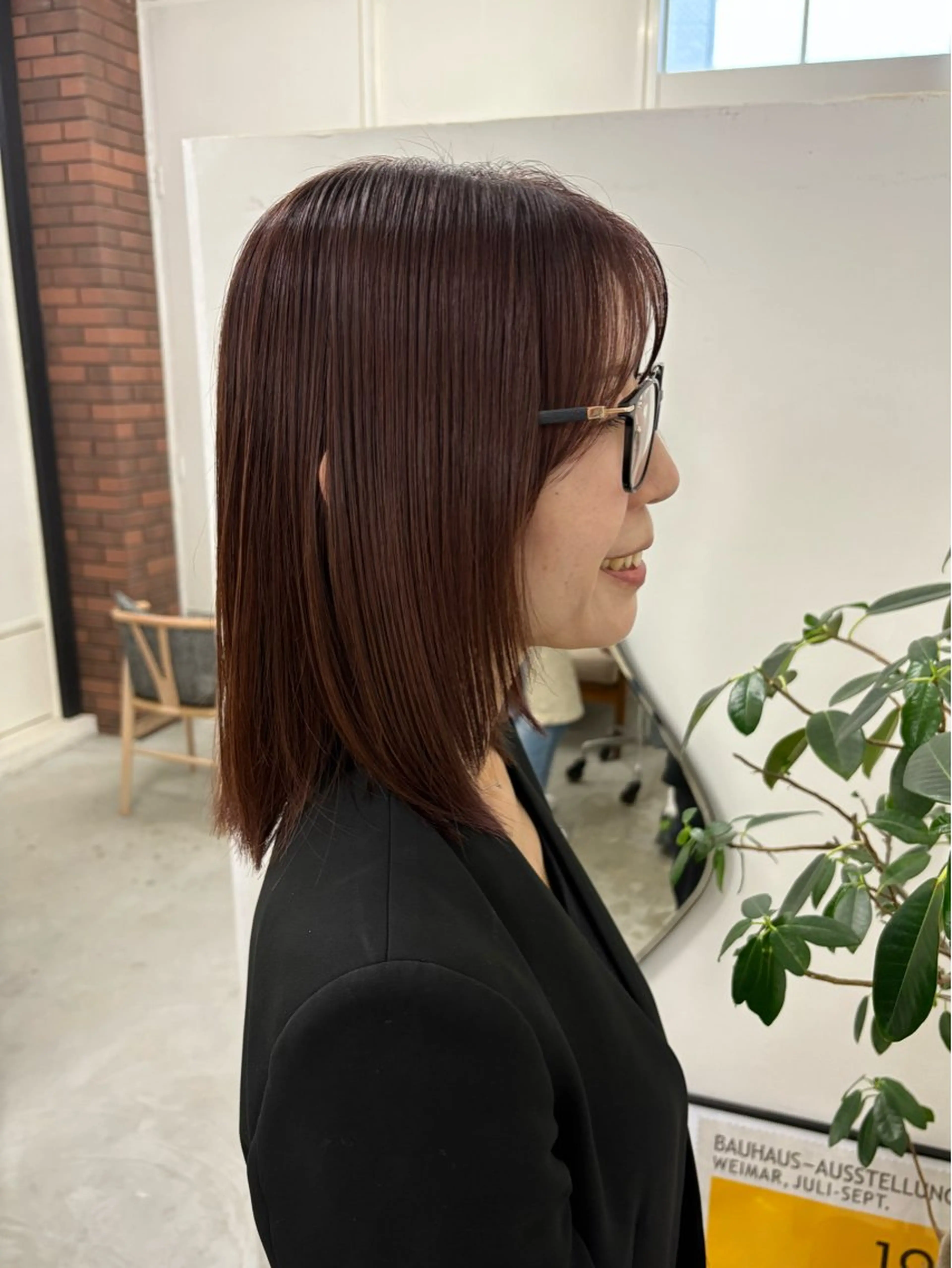 ミディアム カラー ブラウンカラー ピンクカラー ピンクブラウン レイヤーカット カット ヘアカラー person♡kii マオのヘアスタイル