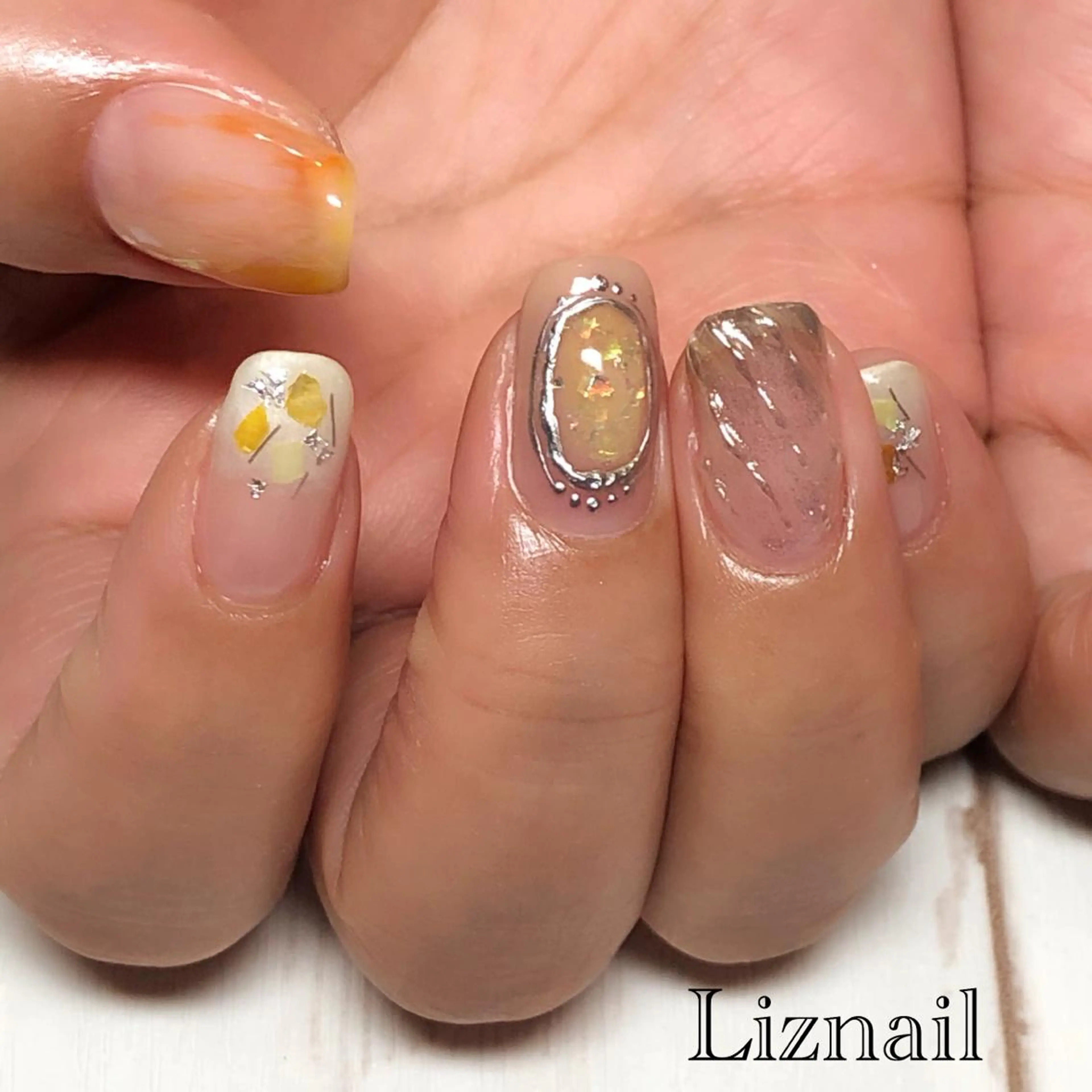 ネイル Rawr / saoriのネイルデザイン