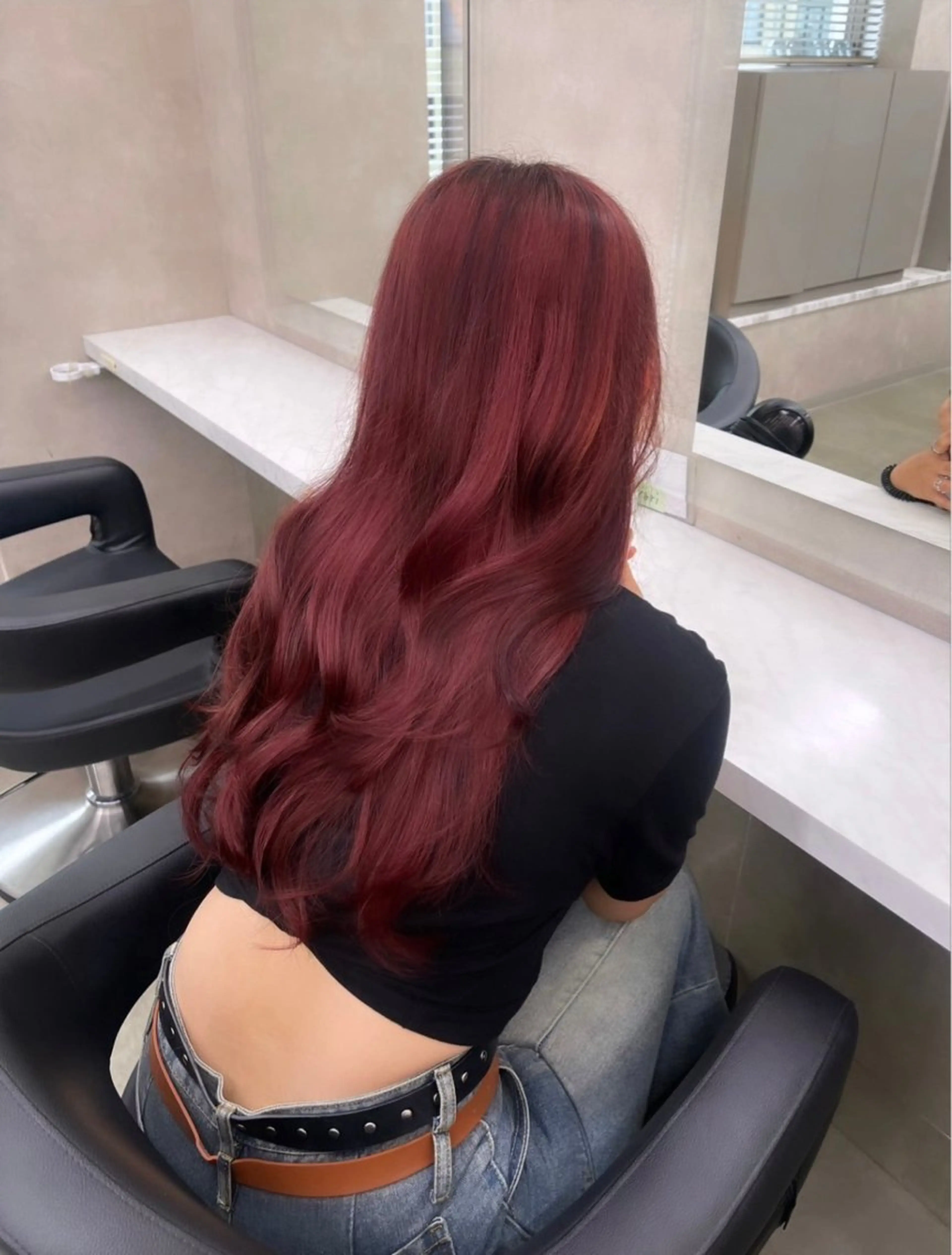 ロング カラー まろっと艶感ブラウン ベージュ🤍まなかのヘアスタイル