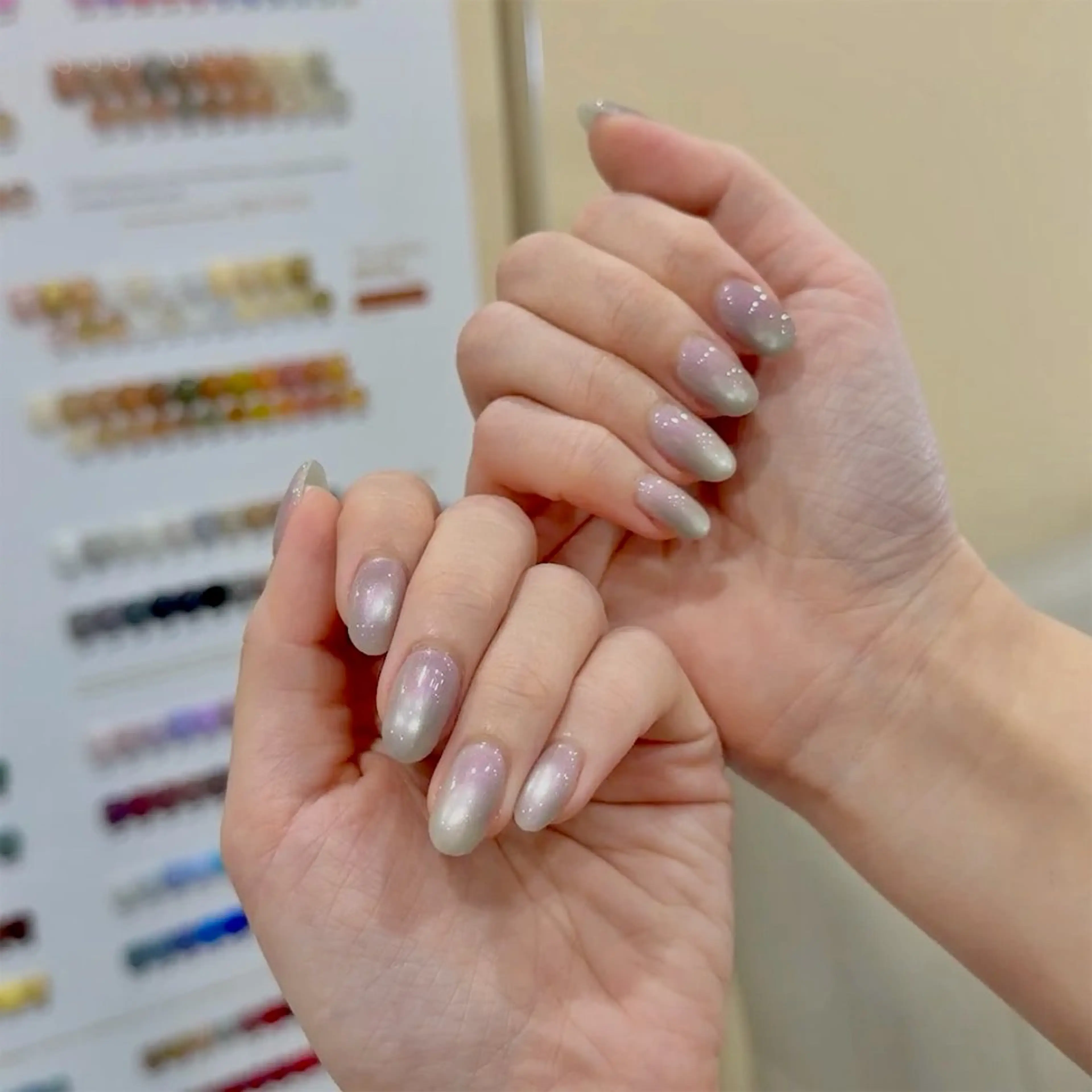 ネイル MQueen ネイルサロンマルのネイルデザイン