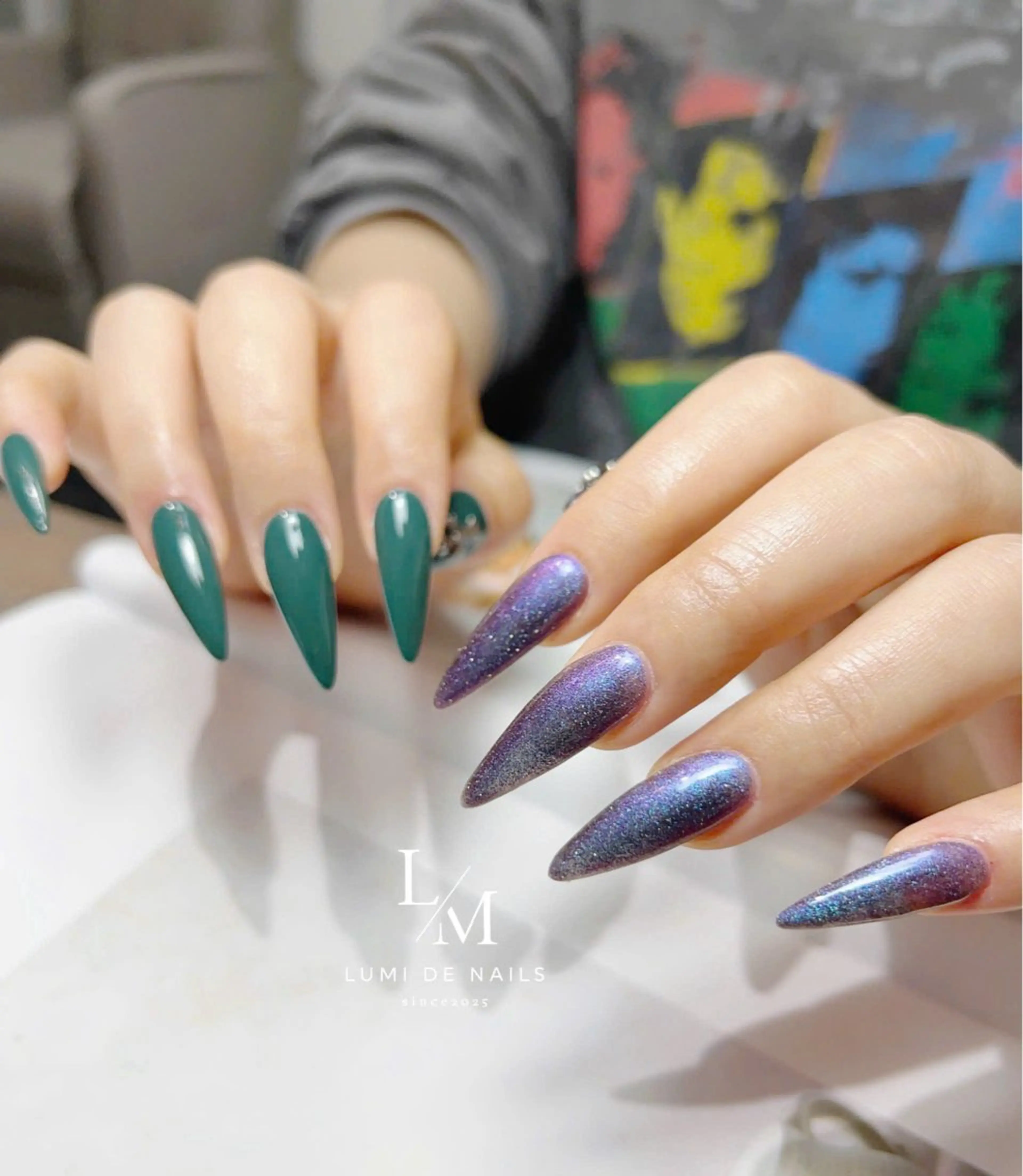 ネイル グラデーション ラメ(グリッター) マグネットネイル ミラーネイル ニュアンスネイル ハンドネイル Lumi de nailsのネイルデザイン