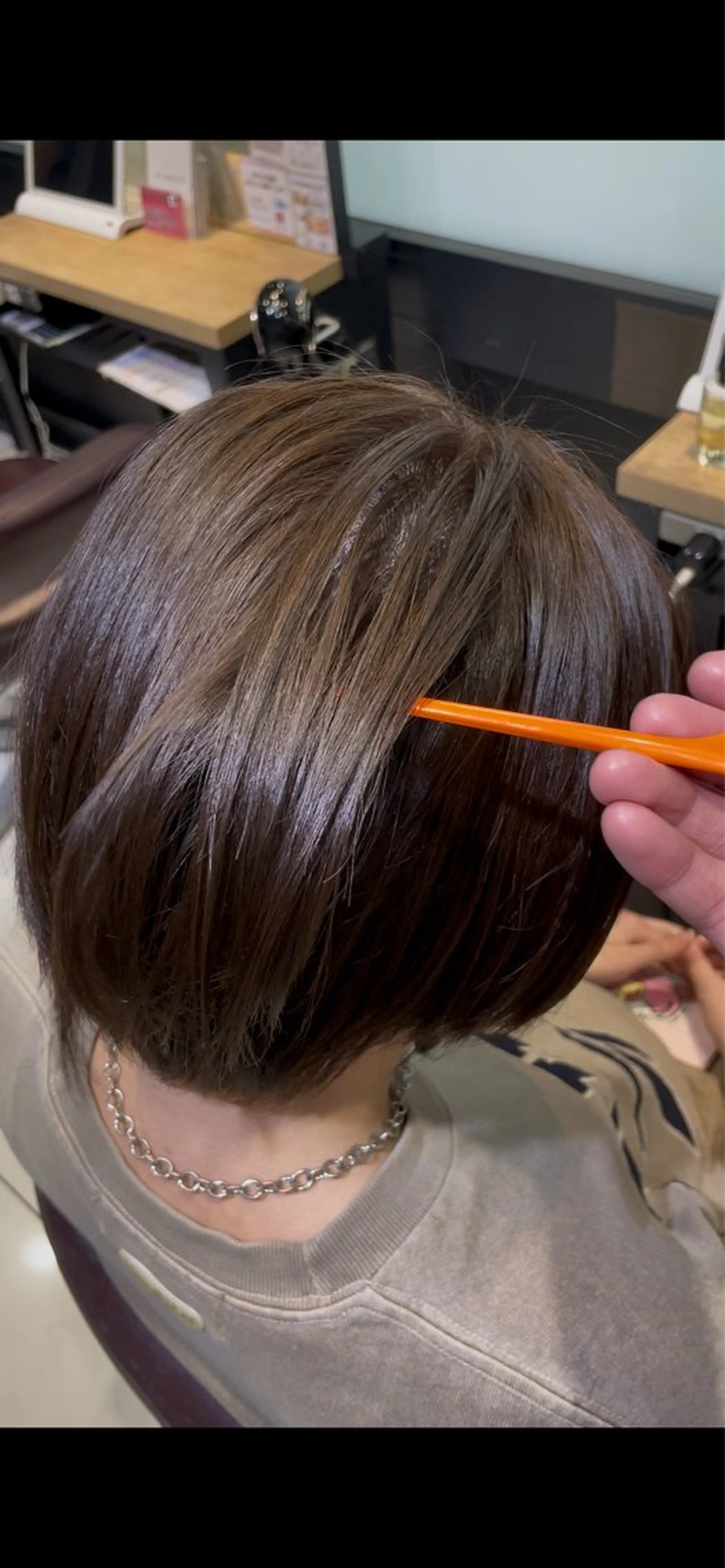 ショート ヘアカラー トリートメント 赤み消し艶カラー✨️ DAIGOのヘアスタイル
