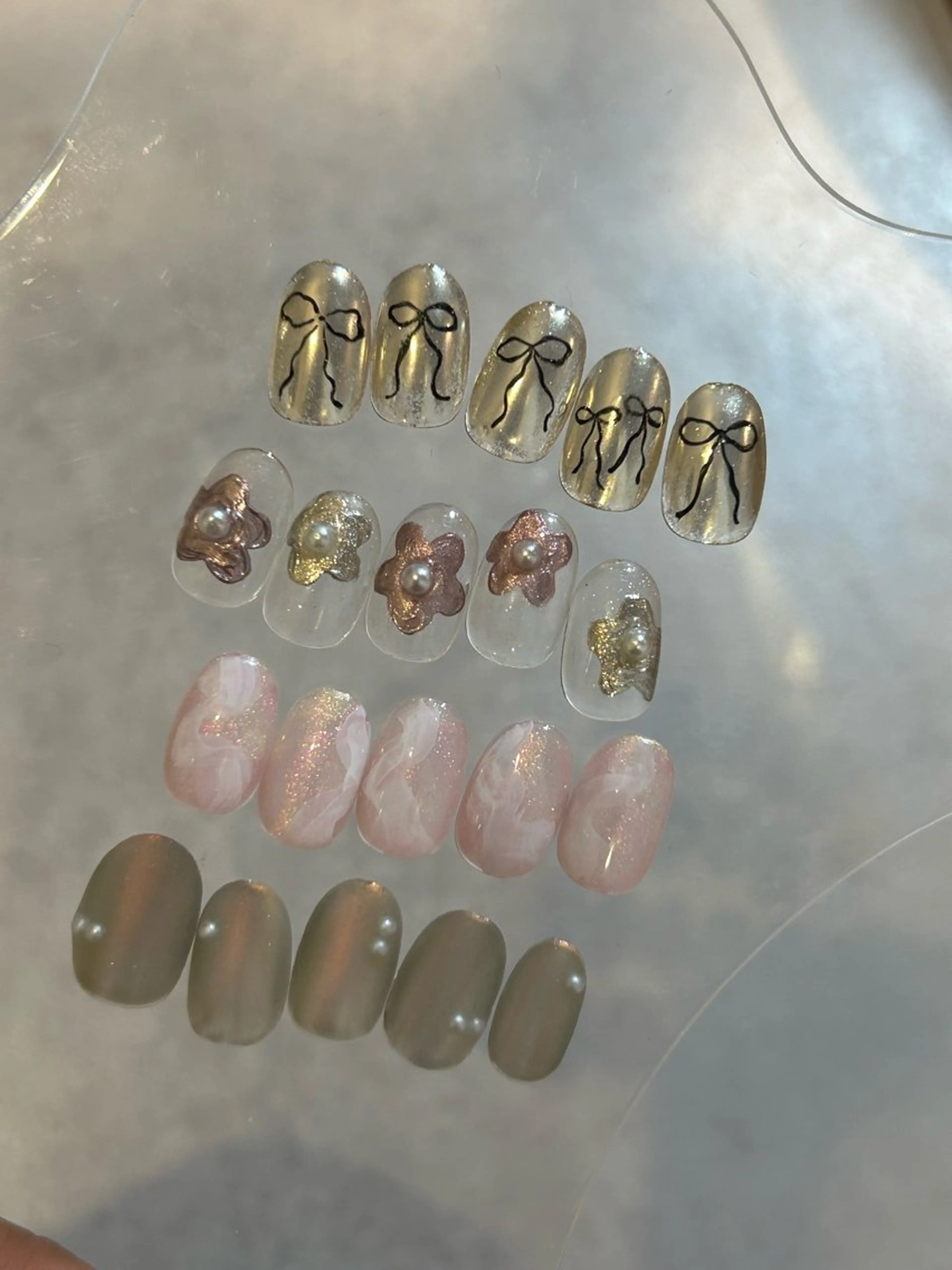 ネイル オーロラネイル 韓国ネイル マグネットネイル ニュアンスネイル ぷっくりネイル ハンドネイル m Natsume.のネイルデザイン