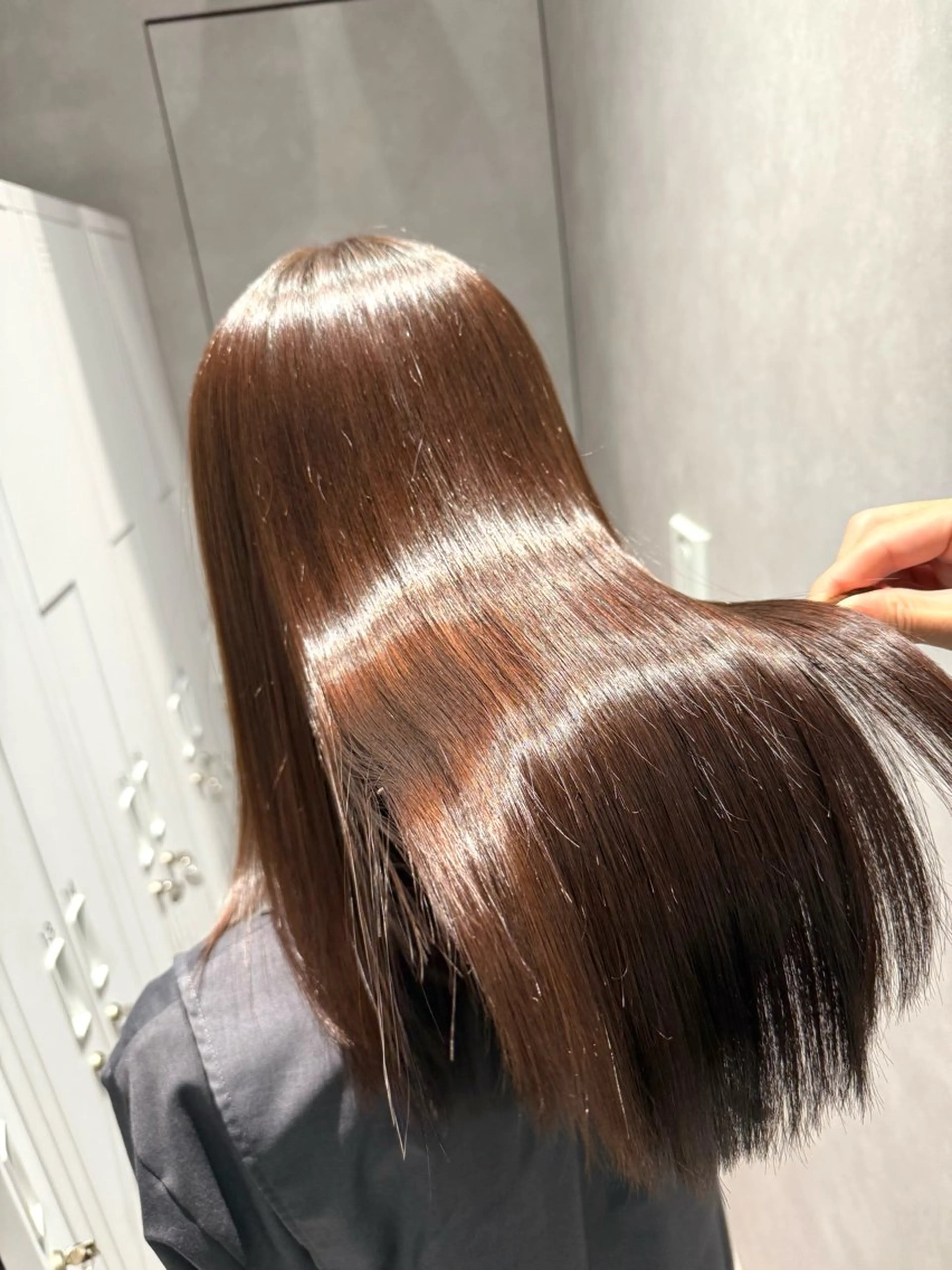 ロング カラー パーマ ヘアアレンジ 髪質改善 縮毛矯正 トリートメント ストレートパーマ 縮毛矯正 トリートメント 縮毛矯正/髪質改善/ ブリーチ毛/木元渓太のヘアスタイル