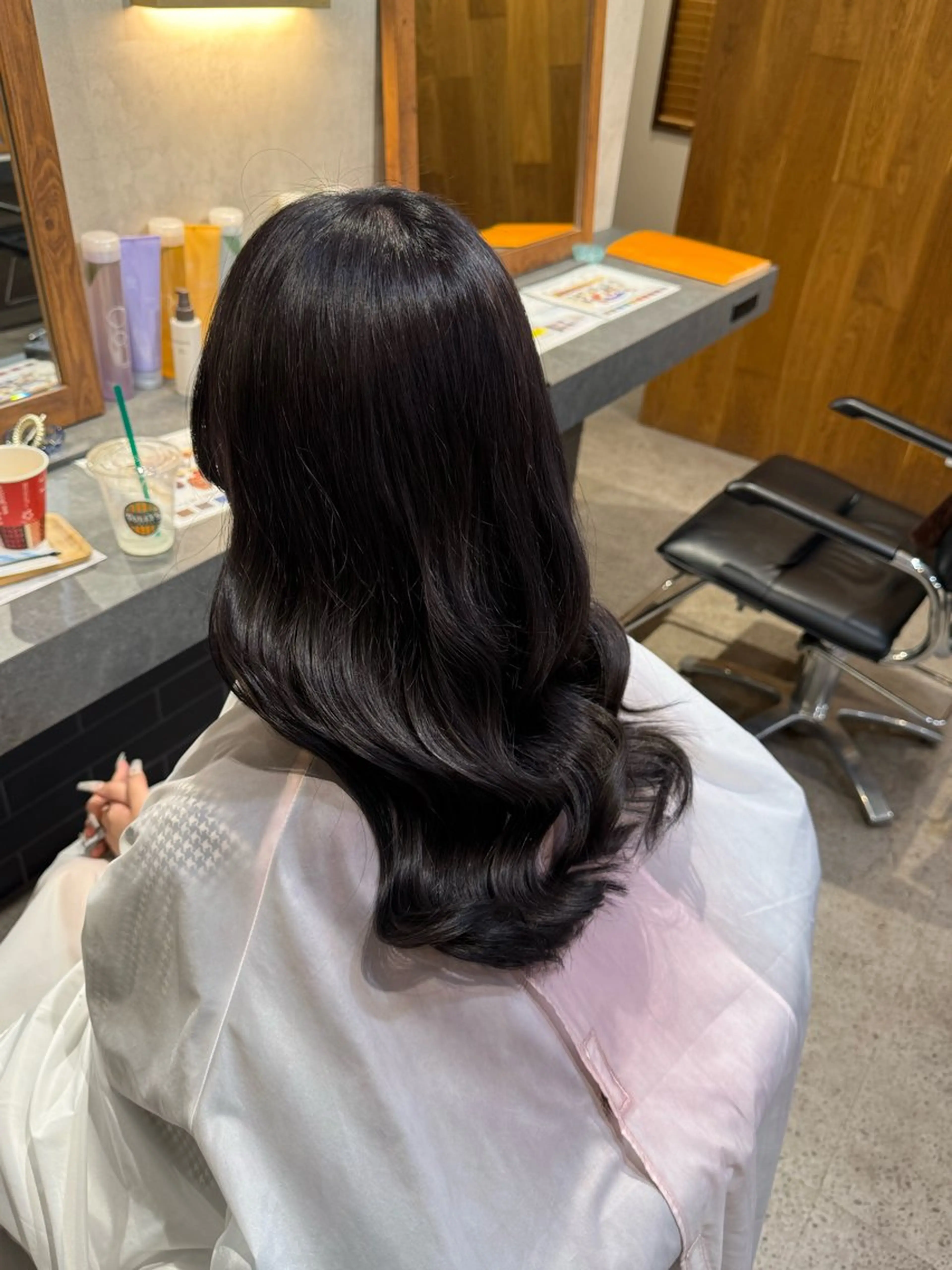 ロング カラー 明 (めい)のヘアスタイル