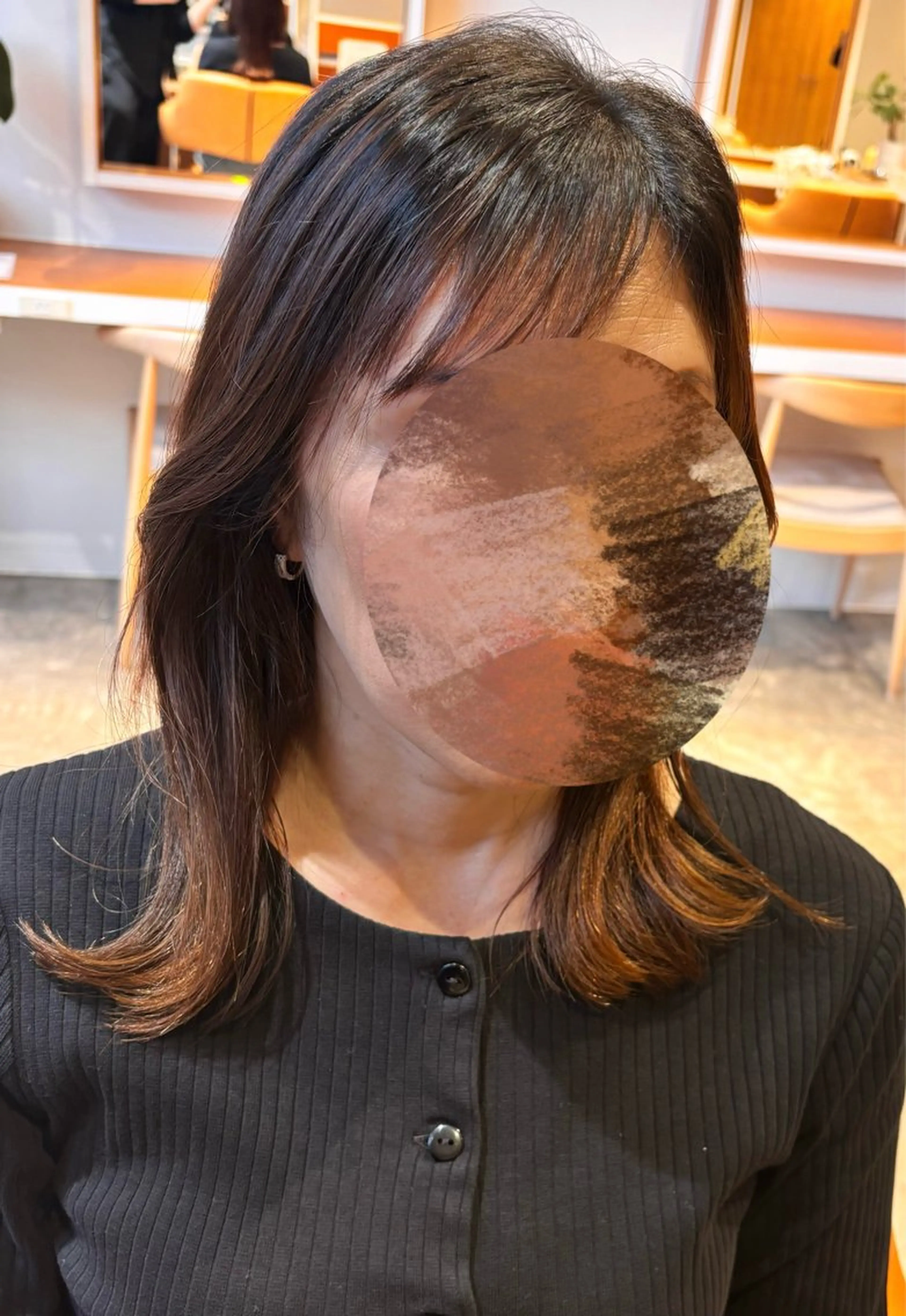 ミディアム くびれヘア 顔周りカット 須田 陽菜のヘアスタイル