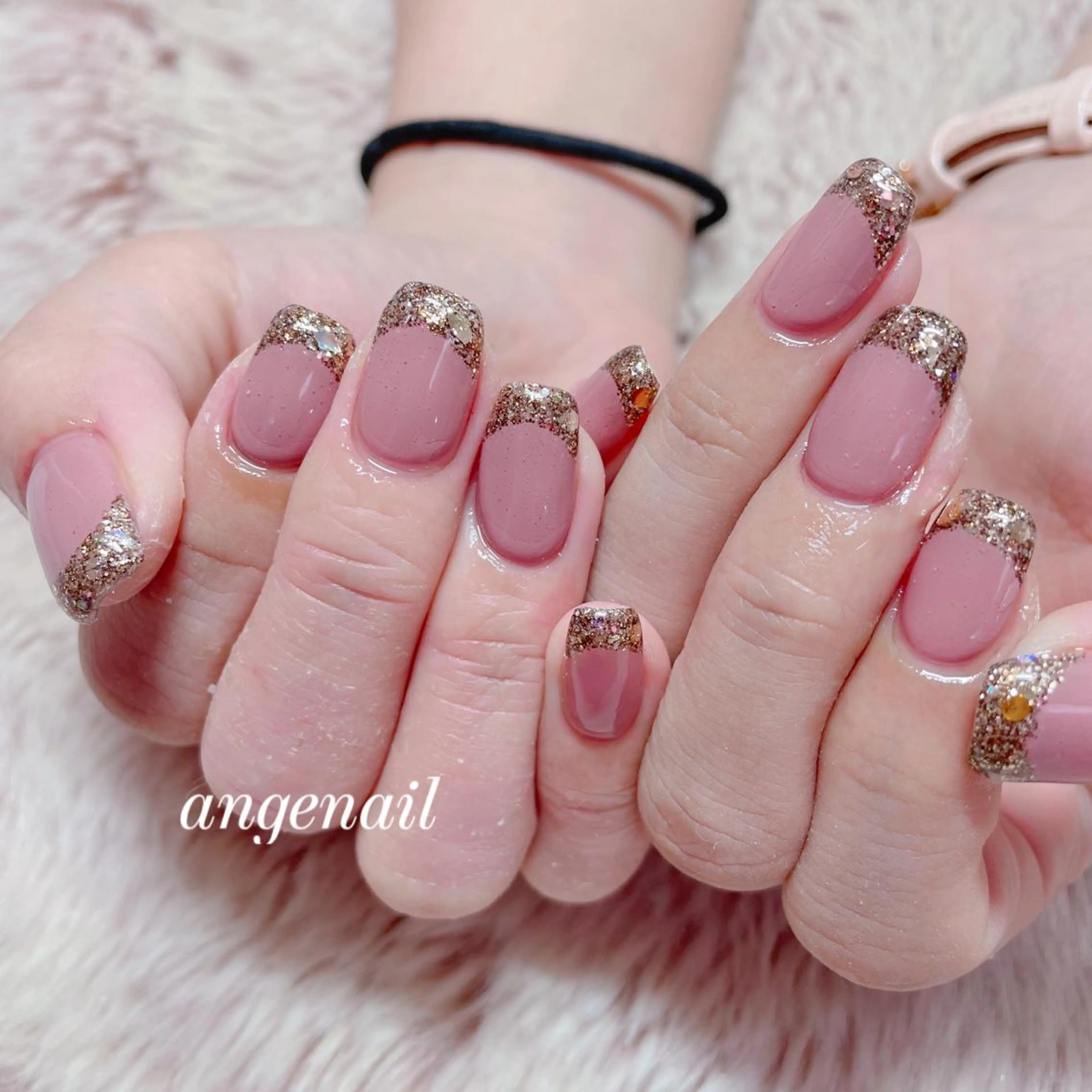 ネイル ハンドネイル オーナーネイリスト MAKIのネイルデザイン