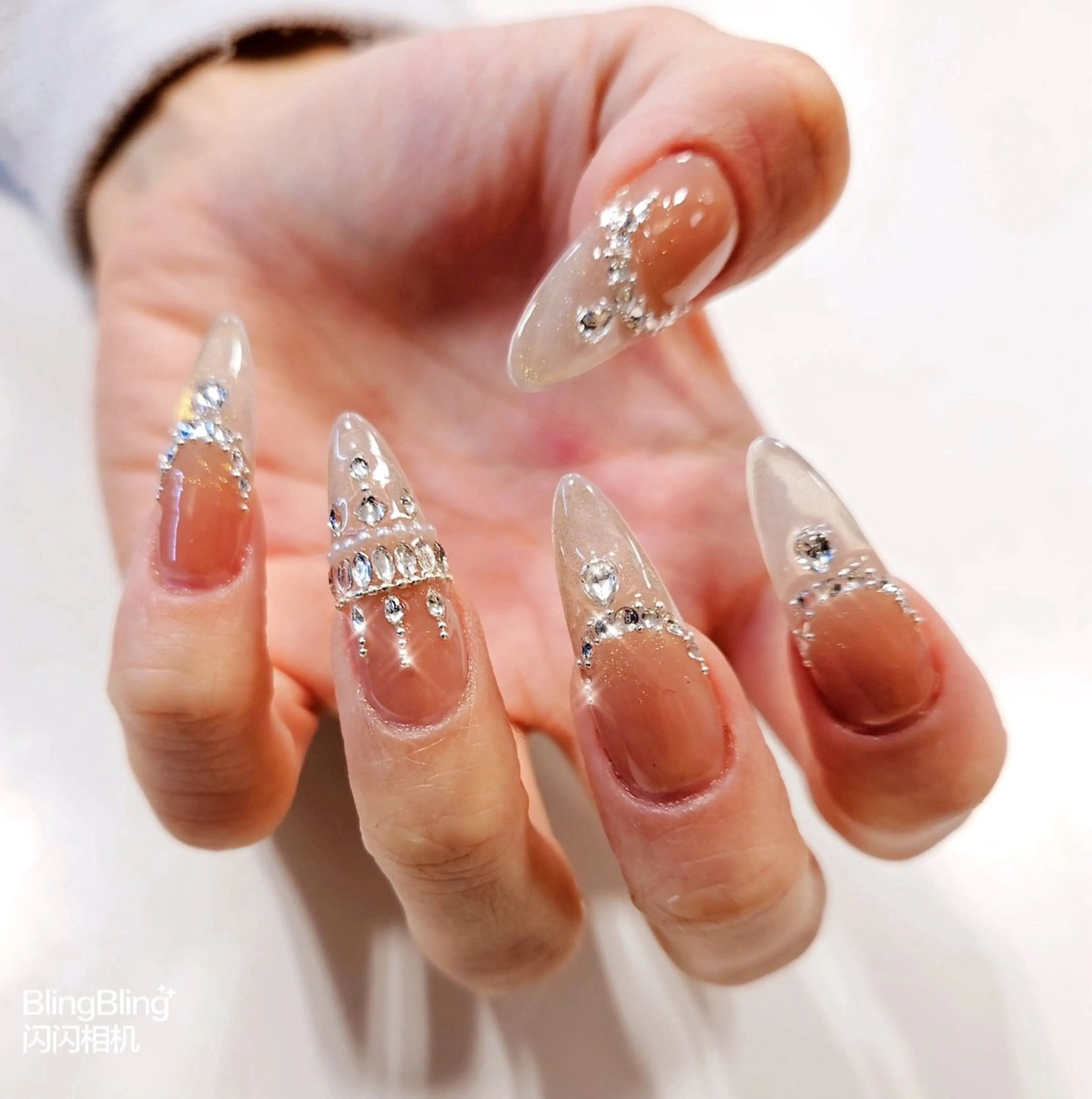ネイル ハンドネイル 🍭Yun nail hyejin🌸のネイルデザイン