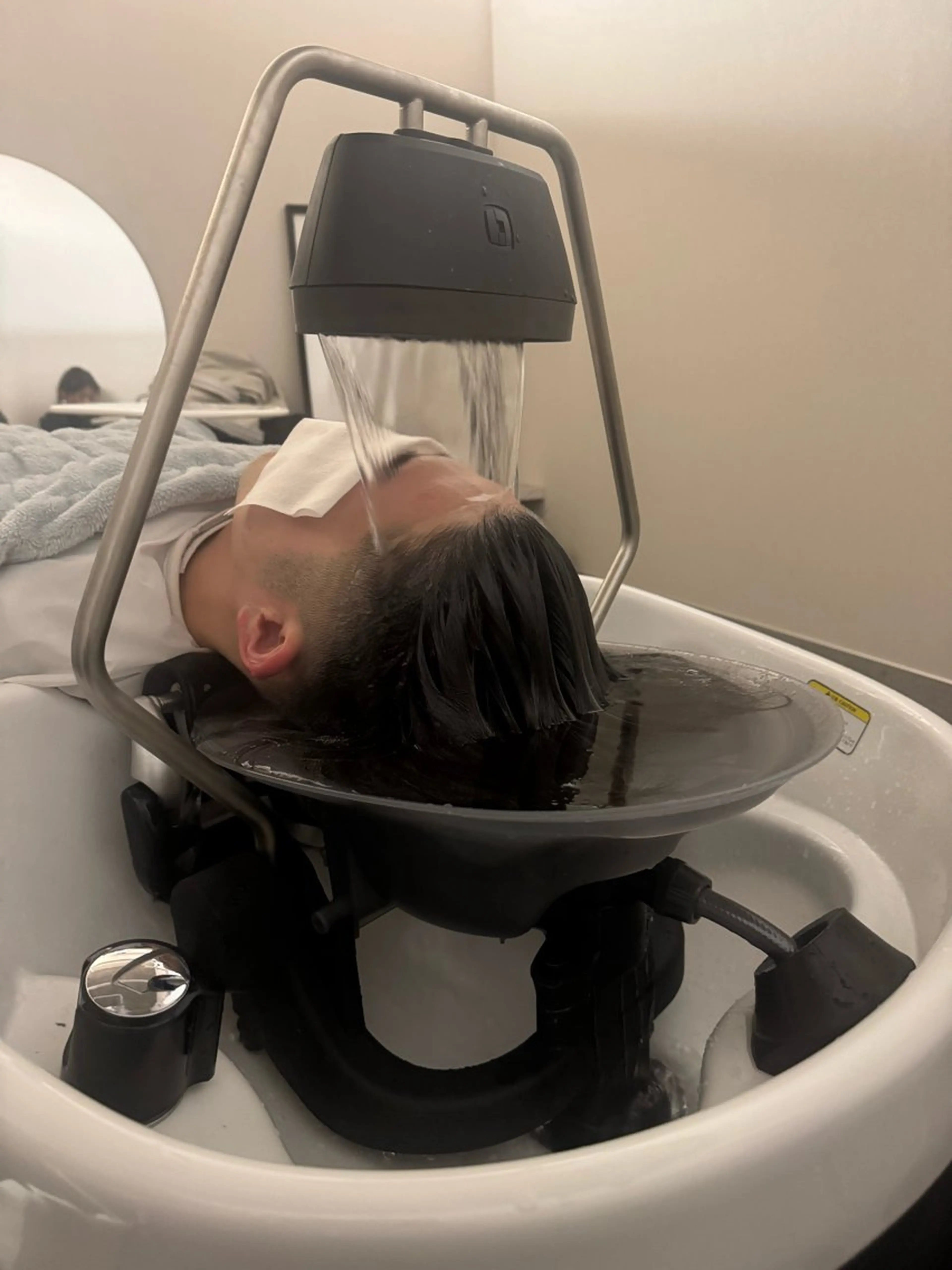 ショート makoto⌇レイヤ ー⌇艶カラー🍒‎のヘアスタイル