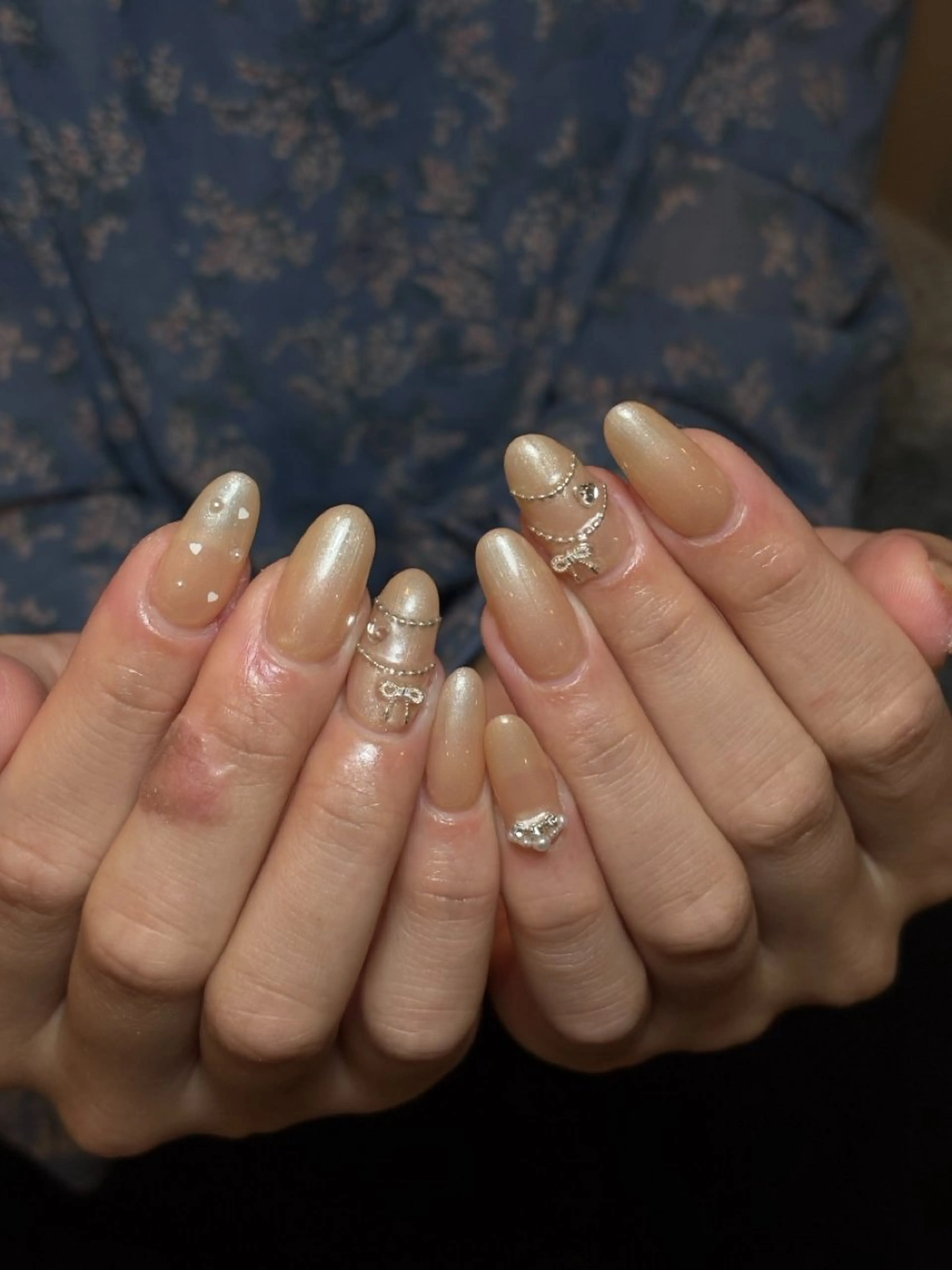 ネイル 長さ出し ジェルネイル 韓国ネイル マグネットネイル 持ち込み ハンドネイル D.d nail Tokoのネイルデザイン