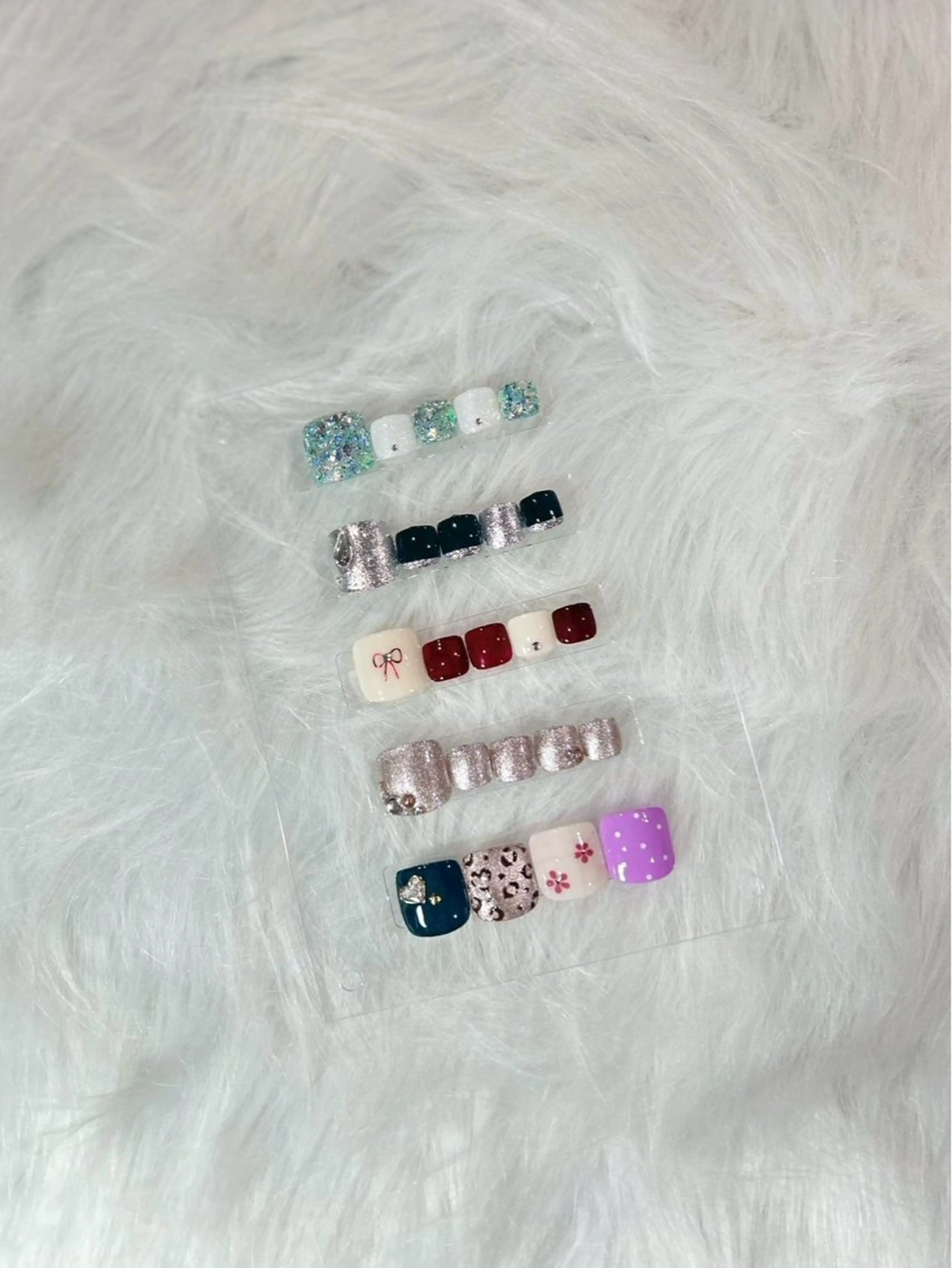 ネイル フットネイル EmaNail 🧸Momokaのネイルデザイン