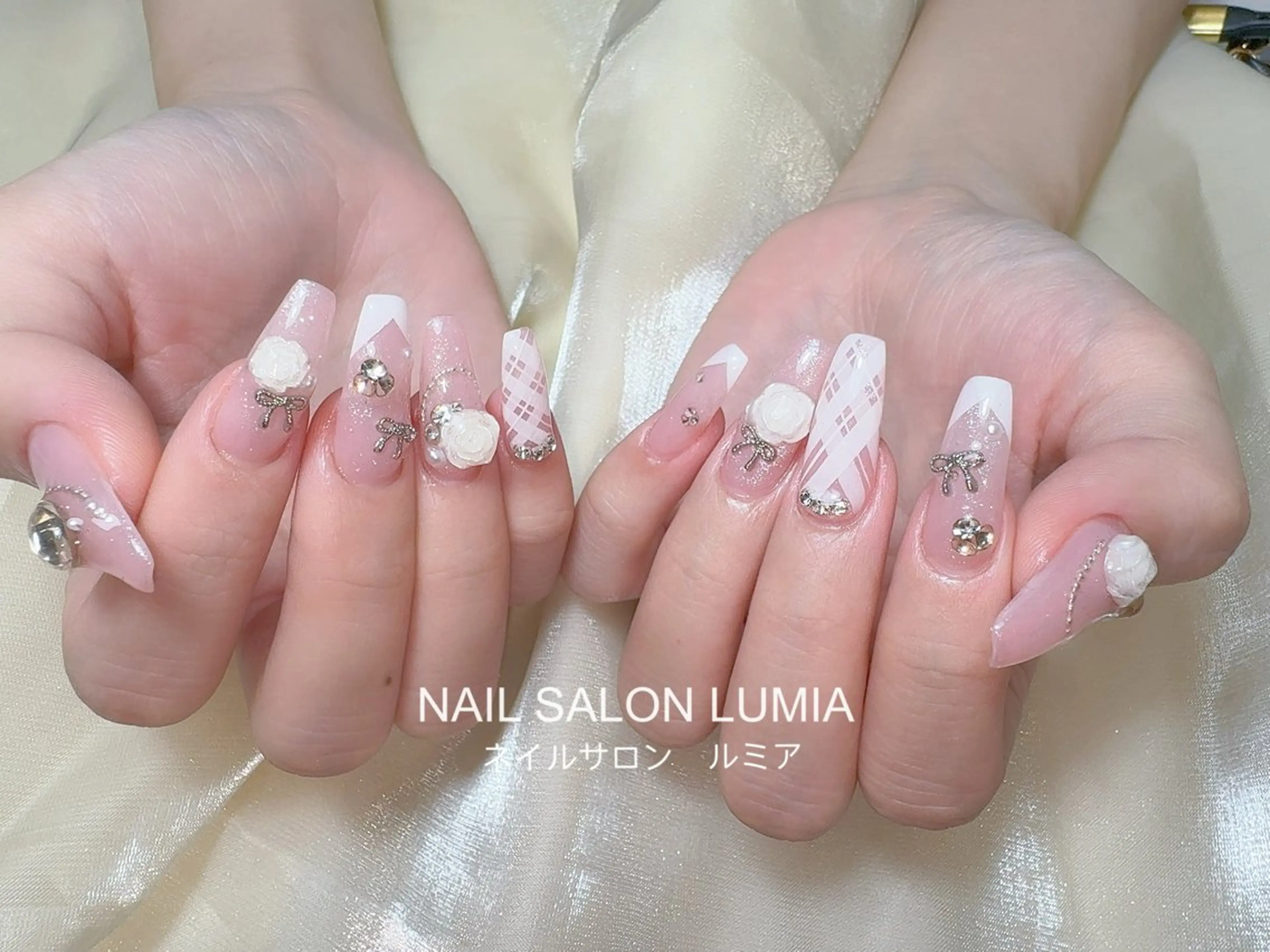 ネイル ハンドネイル ネイルサロン ルミア Lumia 店長のネイルデザイン
