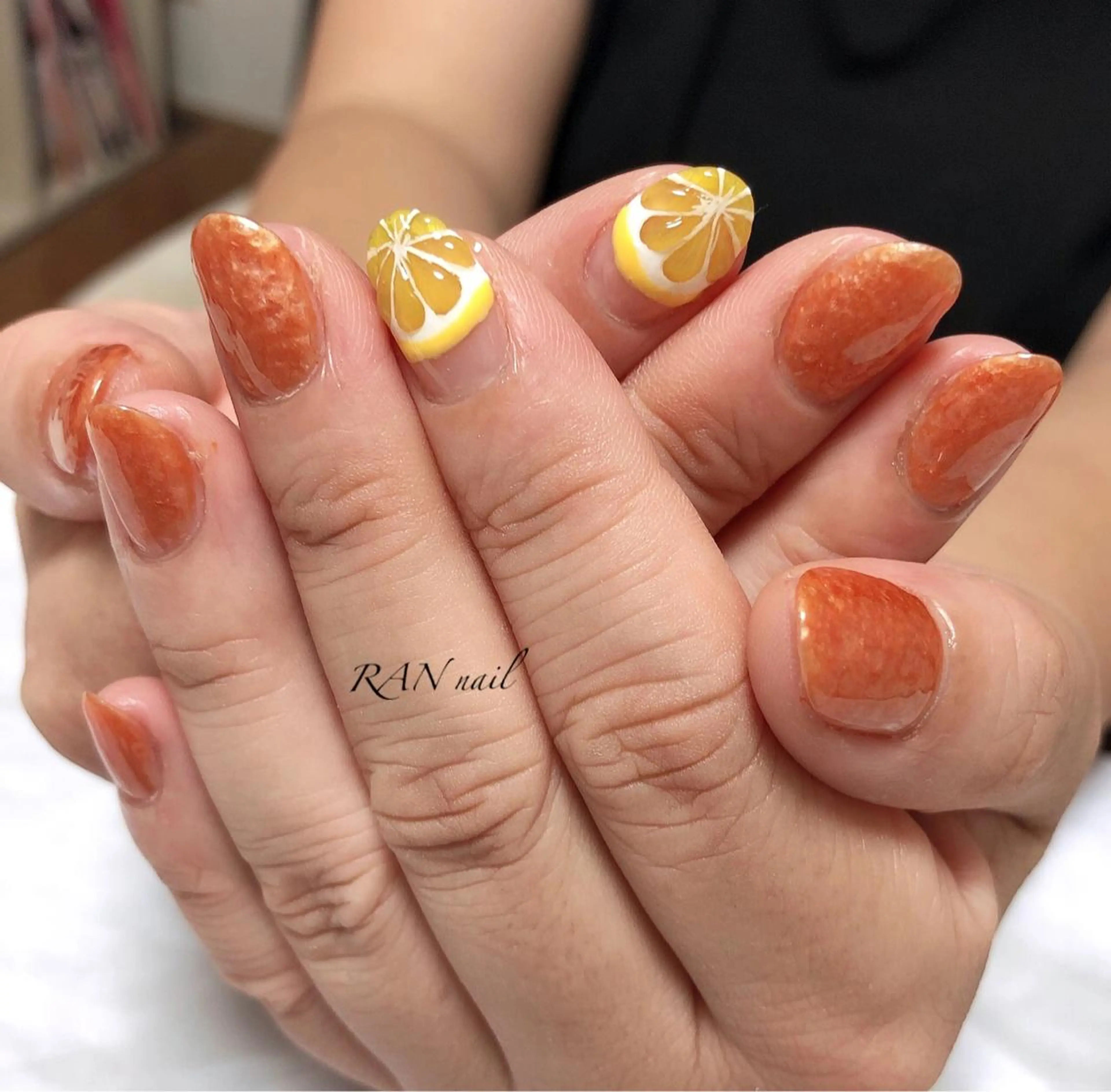 ネイル フットネイル オフィスネイル オレンジ 夏ネイル RAN nailのネイルデザイン